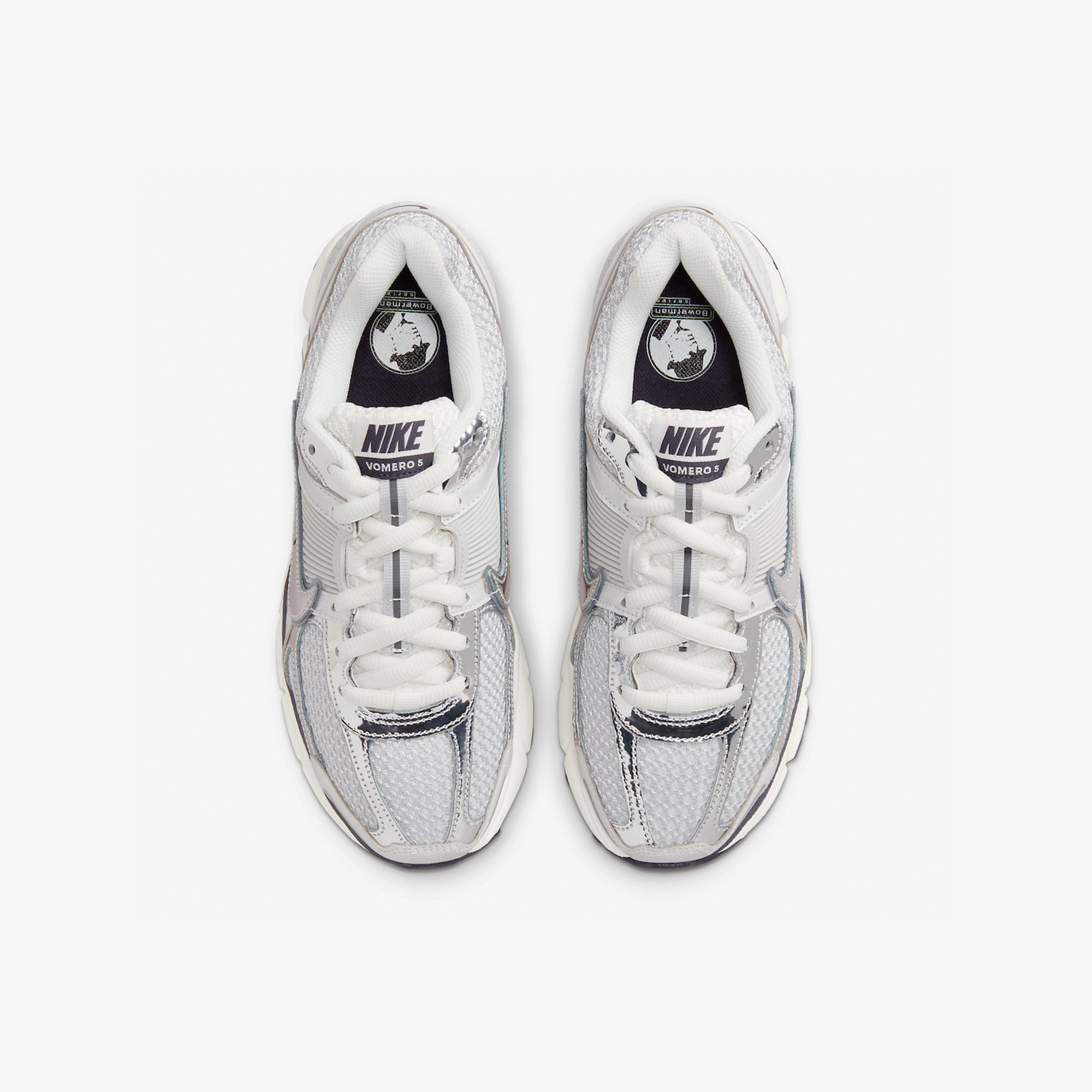 (W) Nike Zoom Vomero 5 Photon Dust and Metallic Silver 착용 스타일 - 4