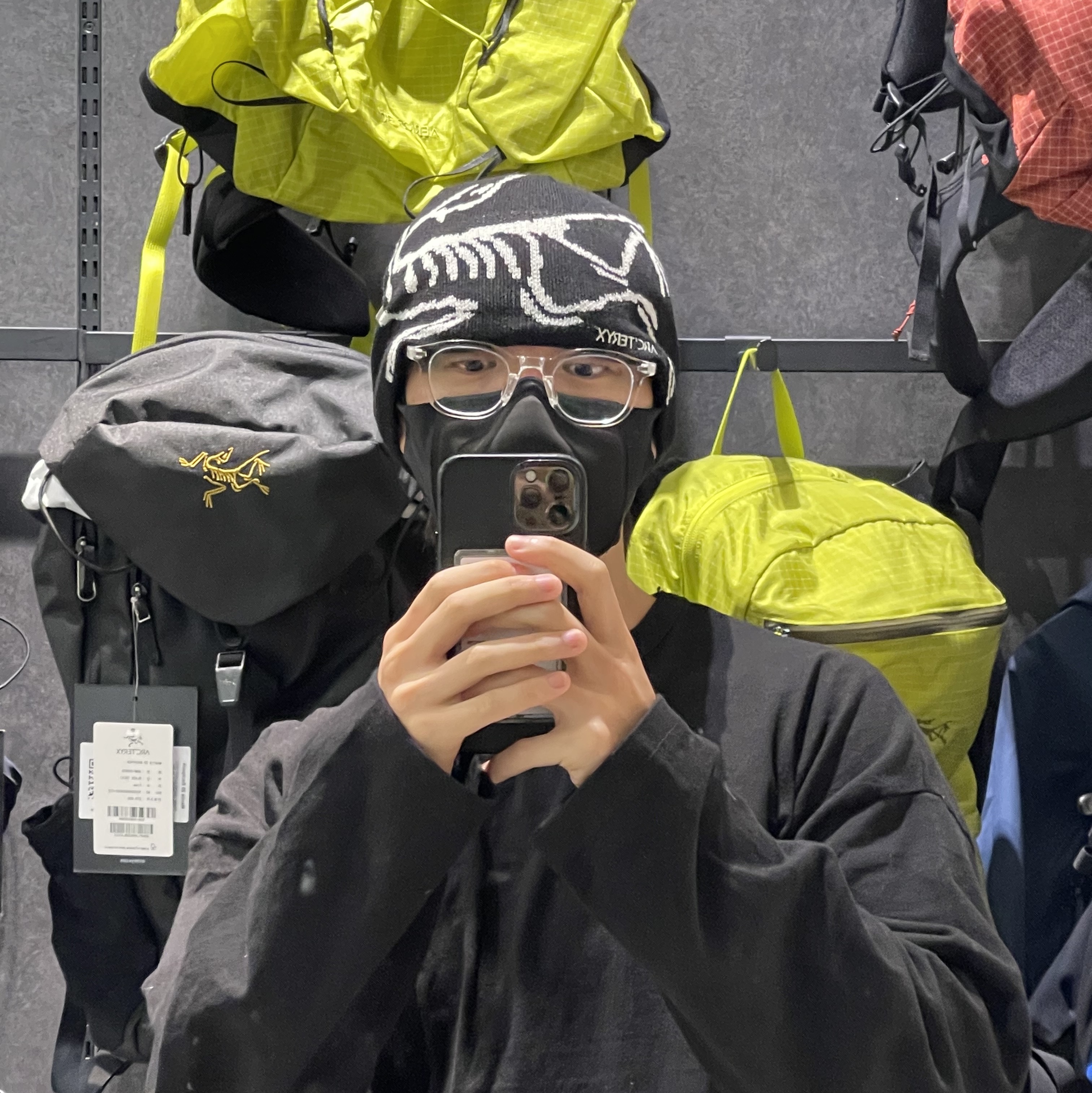 Arc'teryx Bird Head Toque Orca 착용 스타일