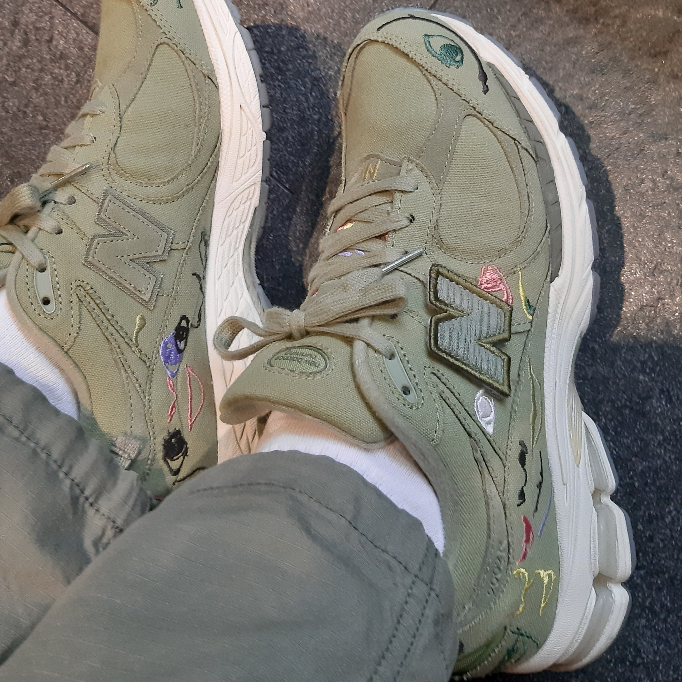 New Balance x Bryant Giles 2002R What Now? 착용 스타일