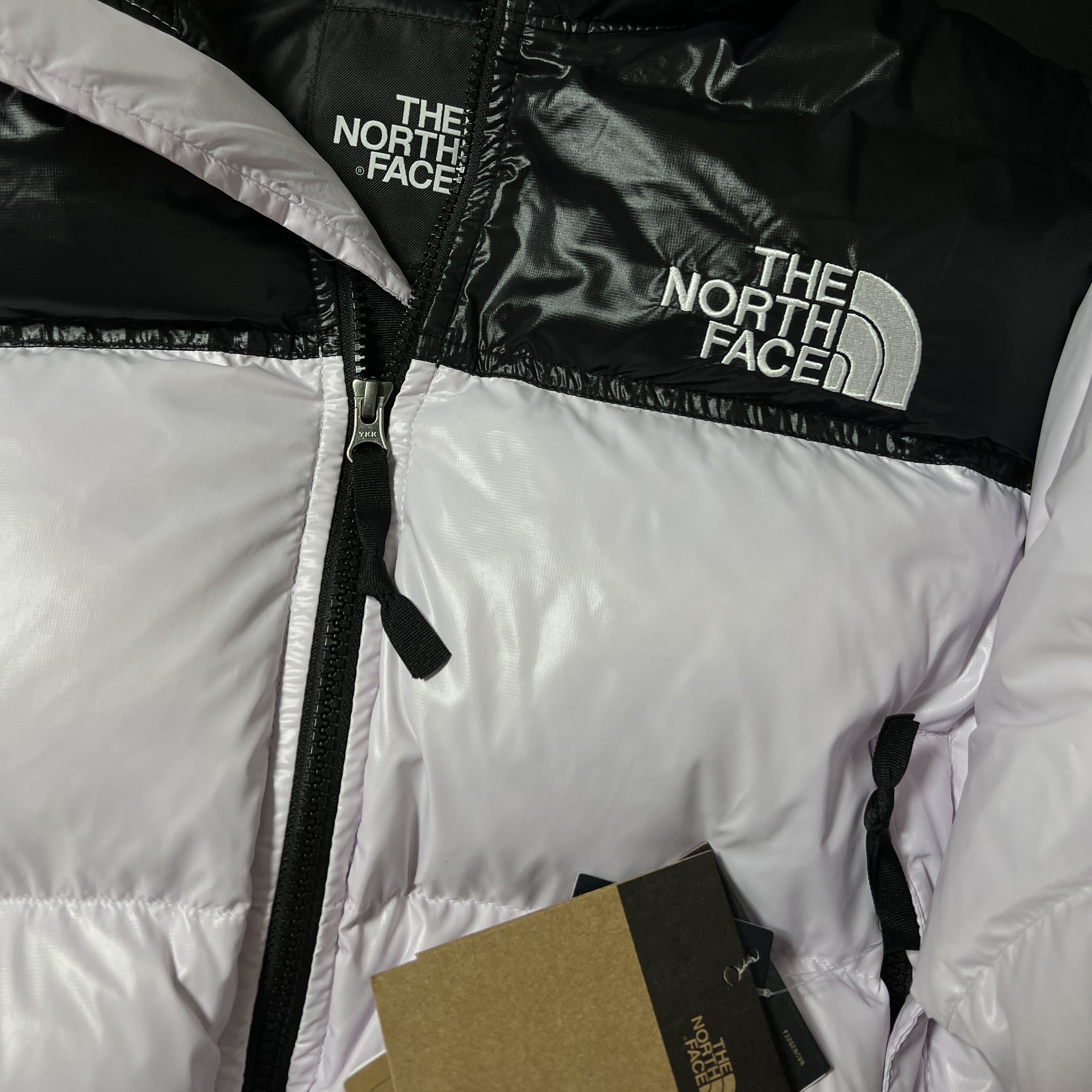 (W) The North Face Nuptse Short Jacket Lilac 착용 스타일 - 1
