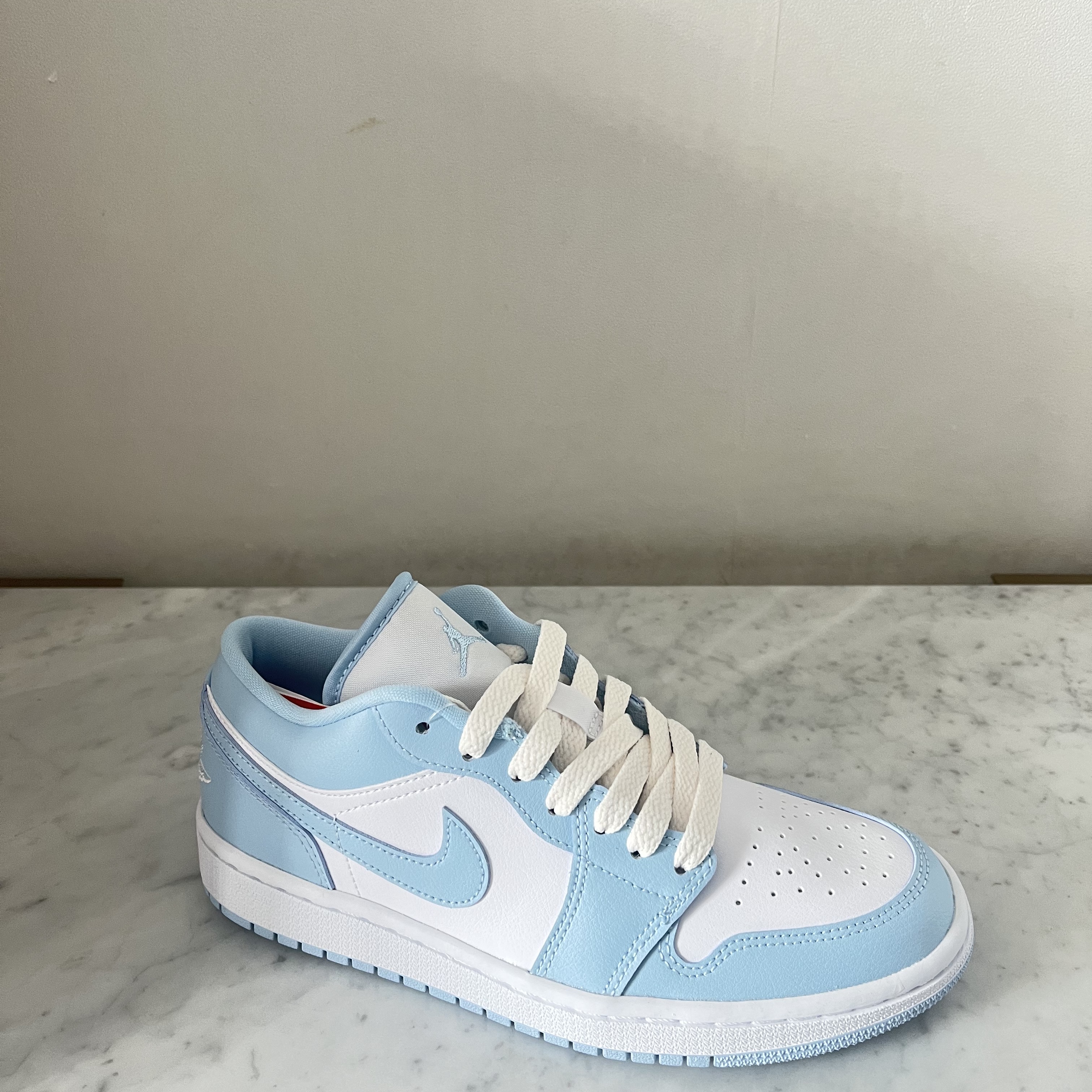 (W) Jordan 1 Low White Ice Blue 착용 스타일 - 4