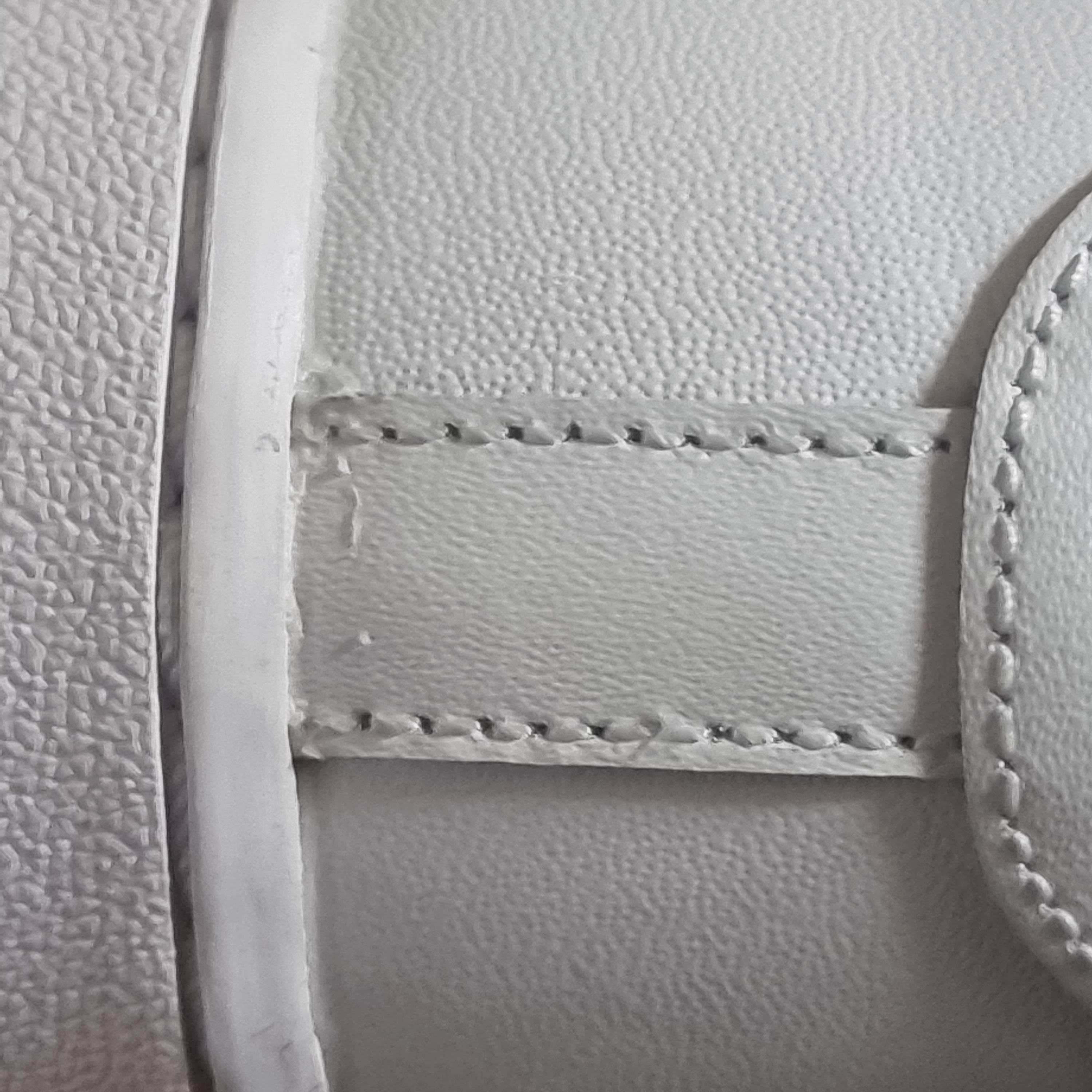 Nike Air Force 1 '07 Low White 착용 스타일 - 3