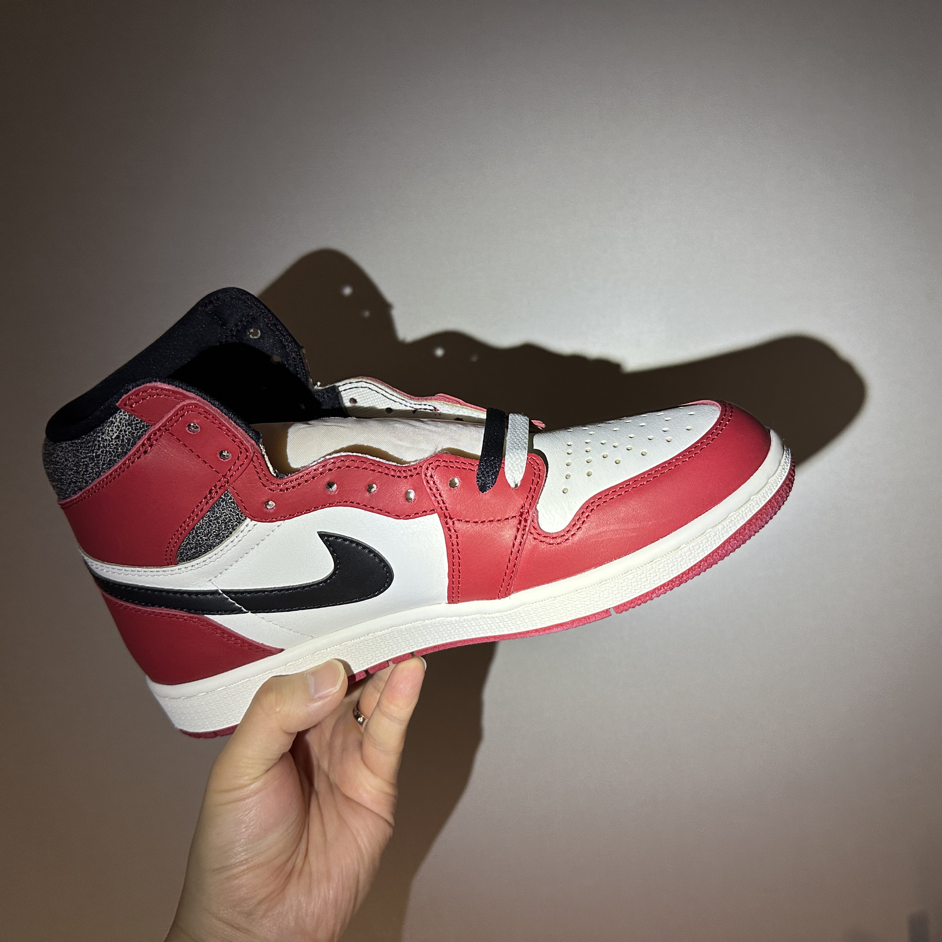 Jordan 1 Retro High OG Chicago 2022 착용 스타일 - 1