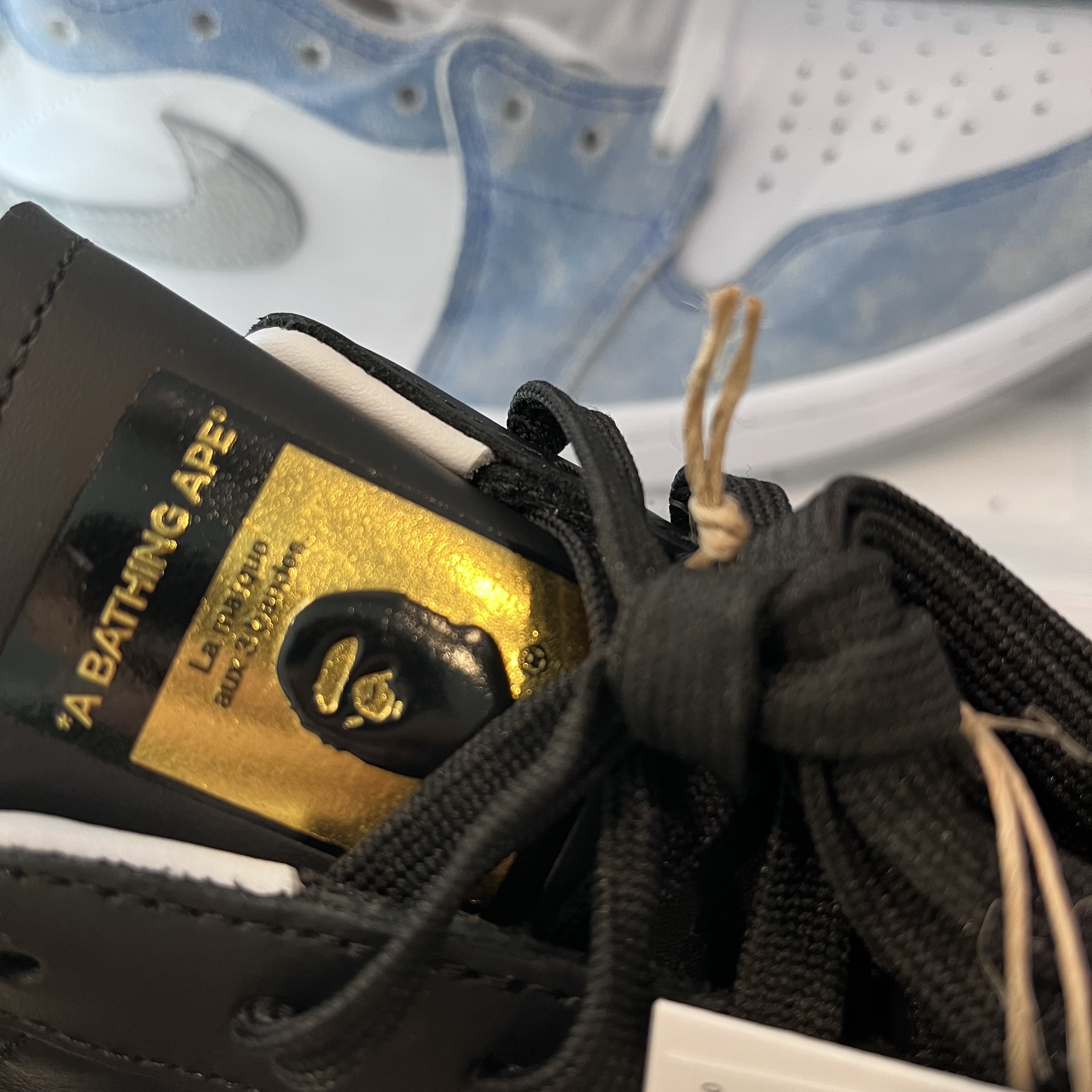 Adidas x BAPE Superstar 80s Core Black Off White 착용 스타일 - 3