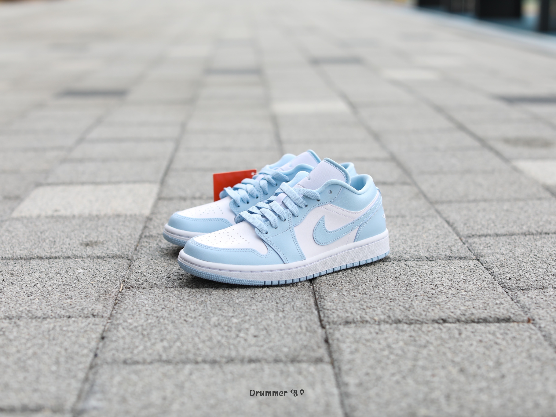 (W) Jordan 1 Low White Ice Blue 착용 스타일