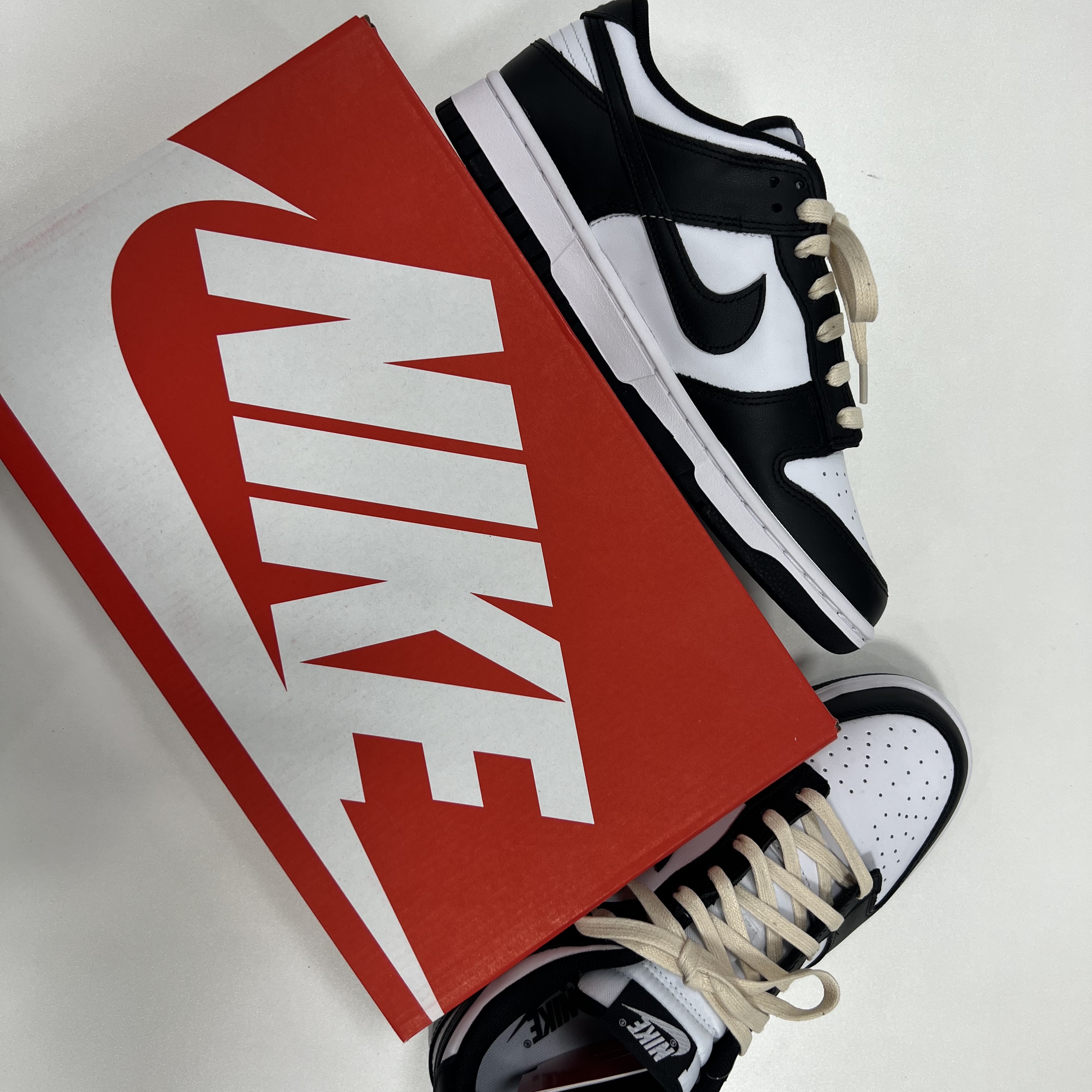 Nike Dunk Low Retro Black 착용 스타일 - 4
