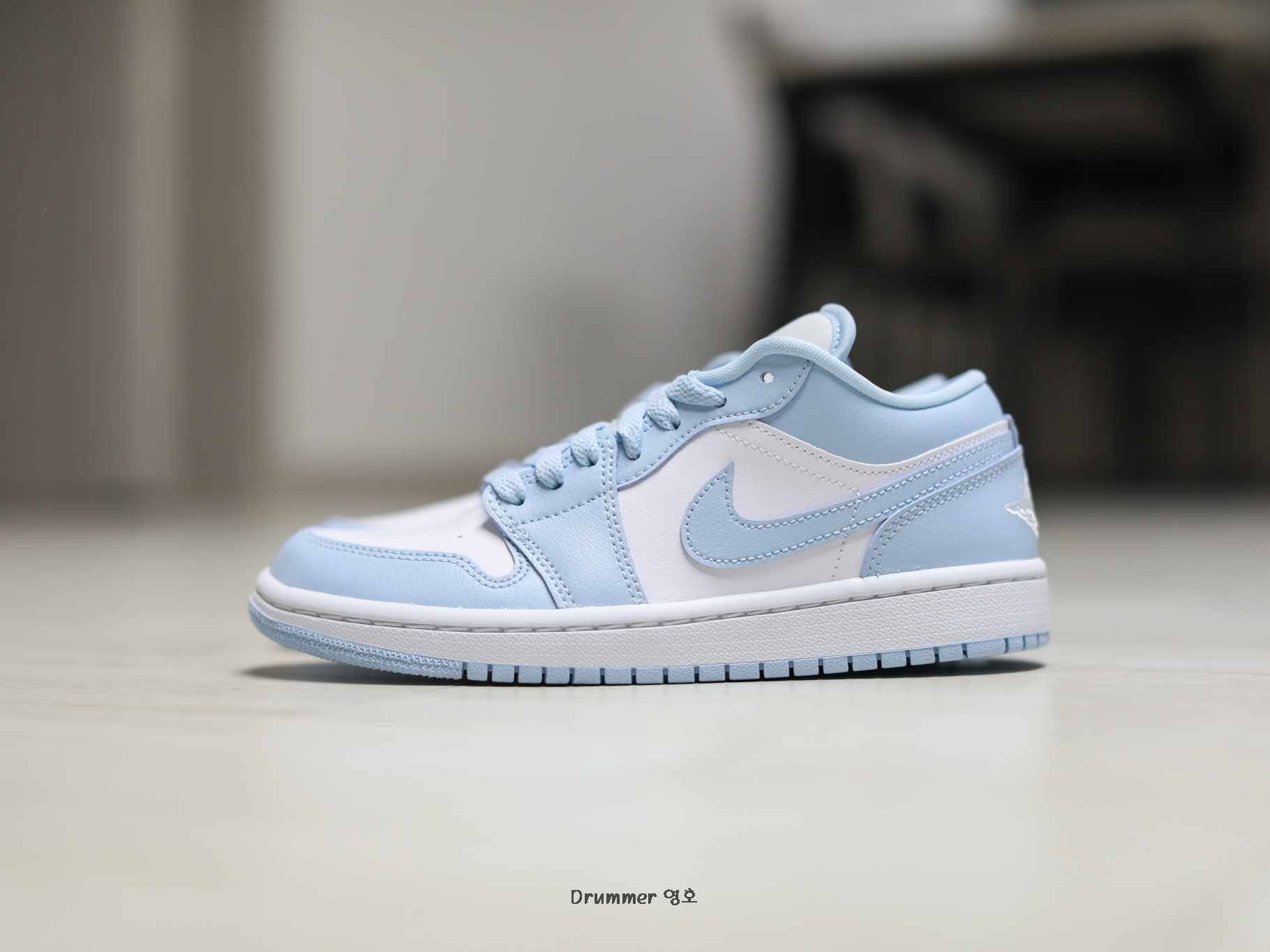 (W) Jordan 1 Low White Ice Blue 착용 스타일