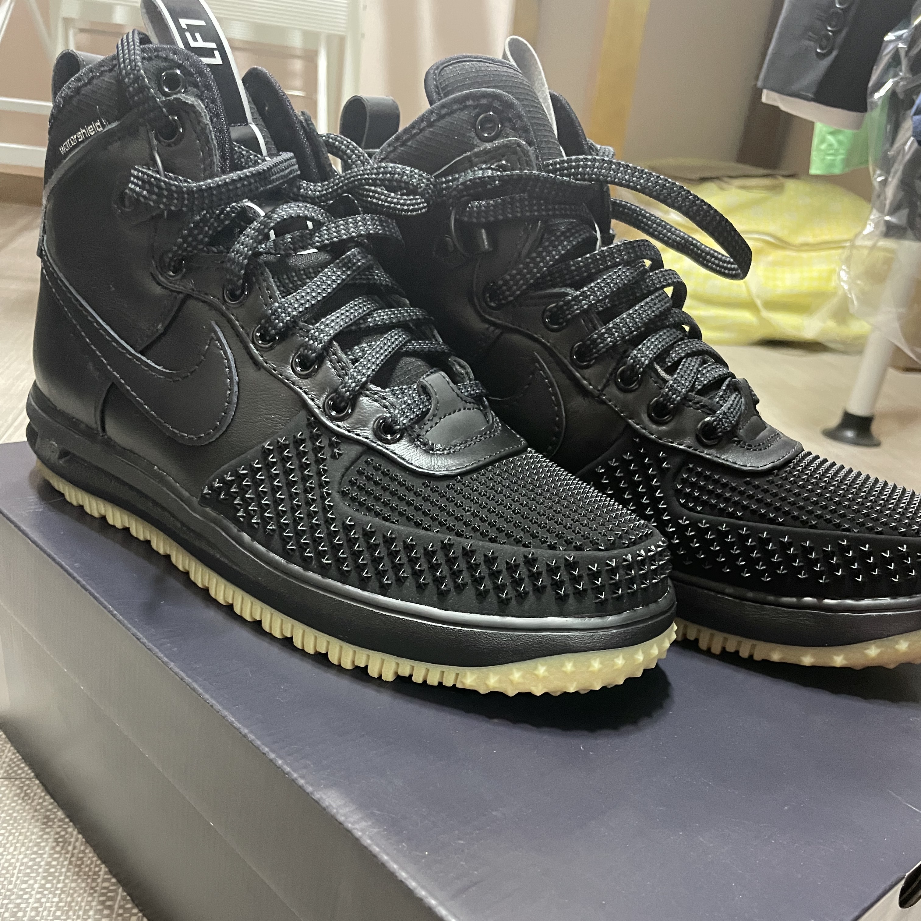 Nike Lunar Force 1 Duckboot Black Gum 착용 스타일