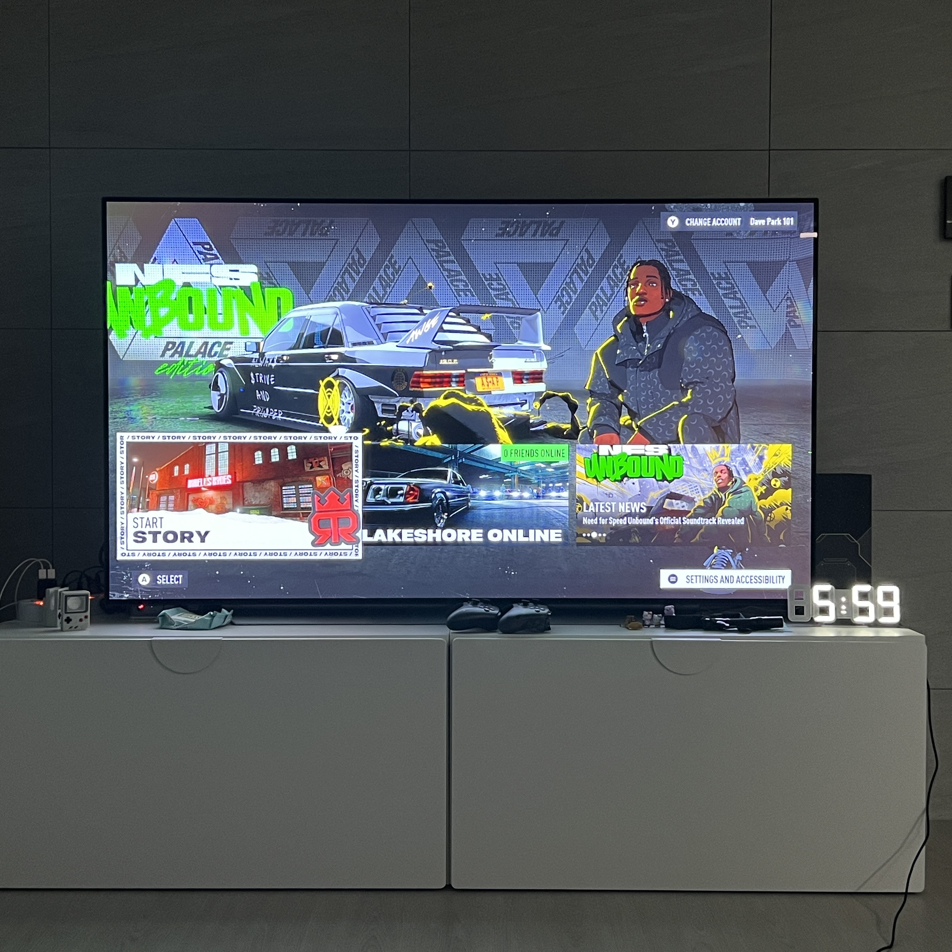Xbox Series X Halo Infinite Limited Edition Bundle (220V) 착용 스타일