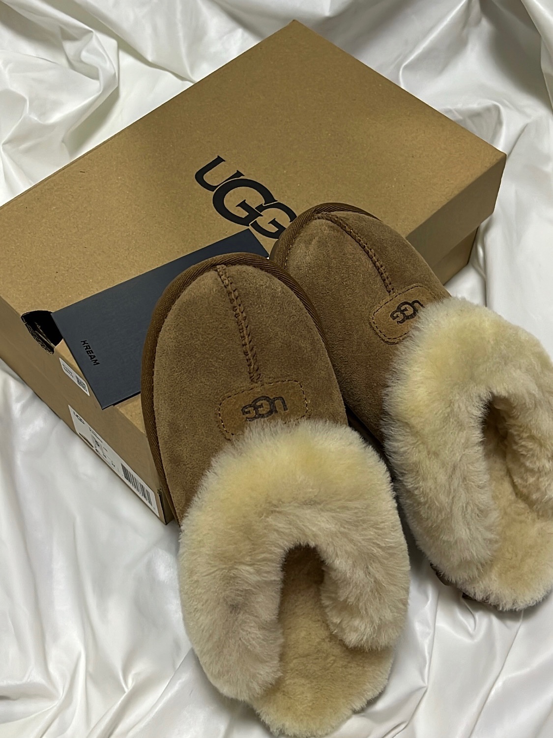(W) UGG Coquette Slipper Chestnut 착용 스타일