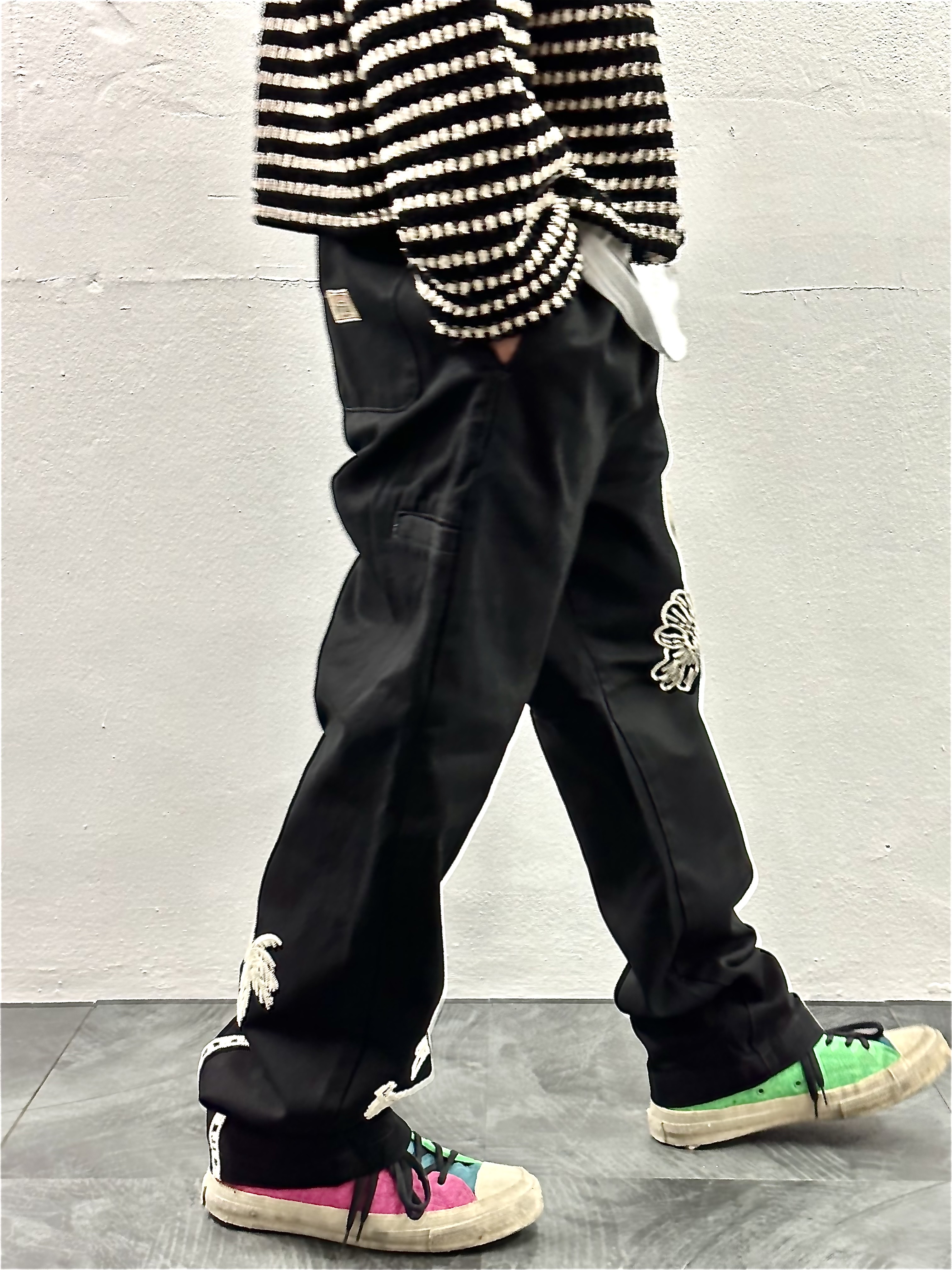 Stussy Noma Icon Beach Pants Washed Black 착용 스타일