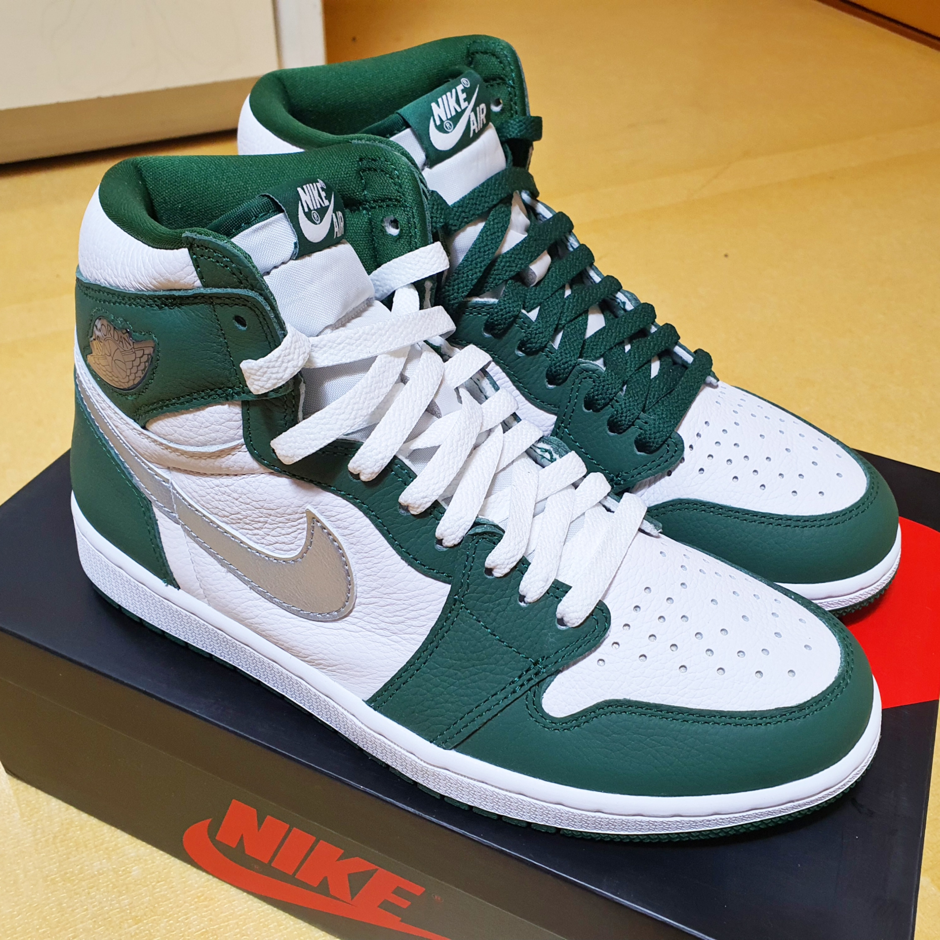 Jordan 1 Retro High OG Gorge Green 착용 스타일 - 1