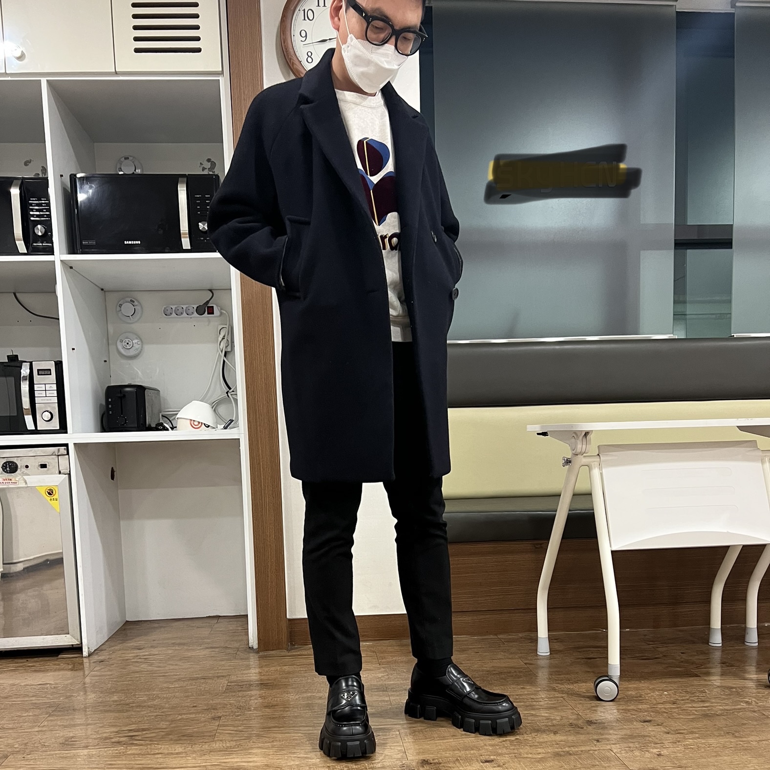 Prada Monolith Brushed Leather Loafers Black, (W) Isabel Marant Milly Sweatshirt Ecru - 22SS 착용 스타일