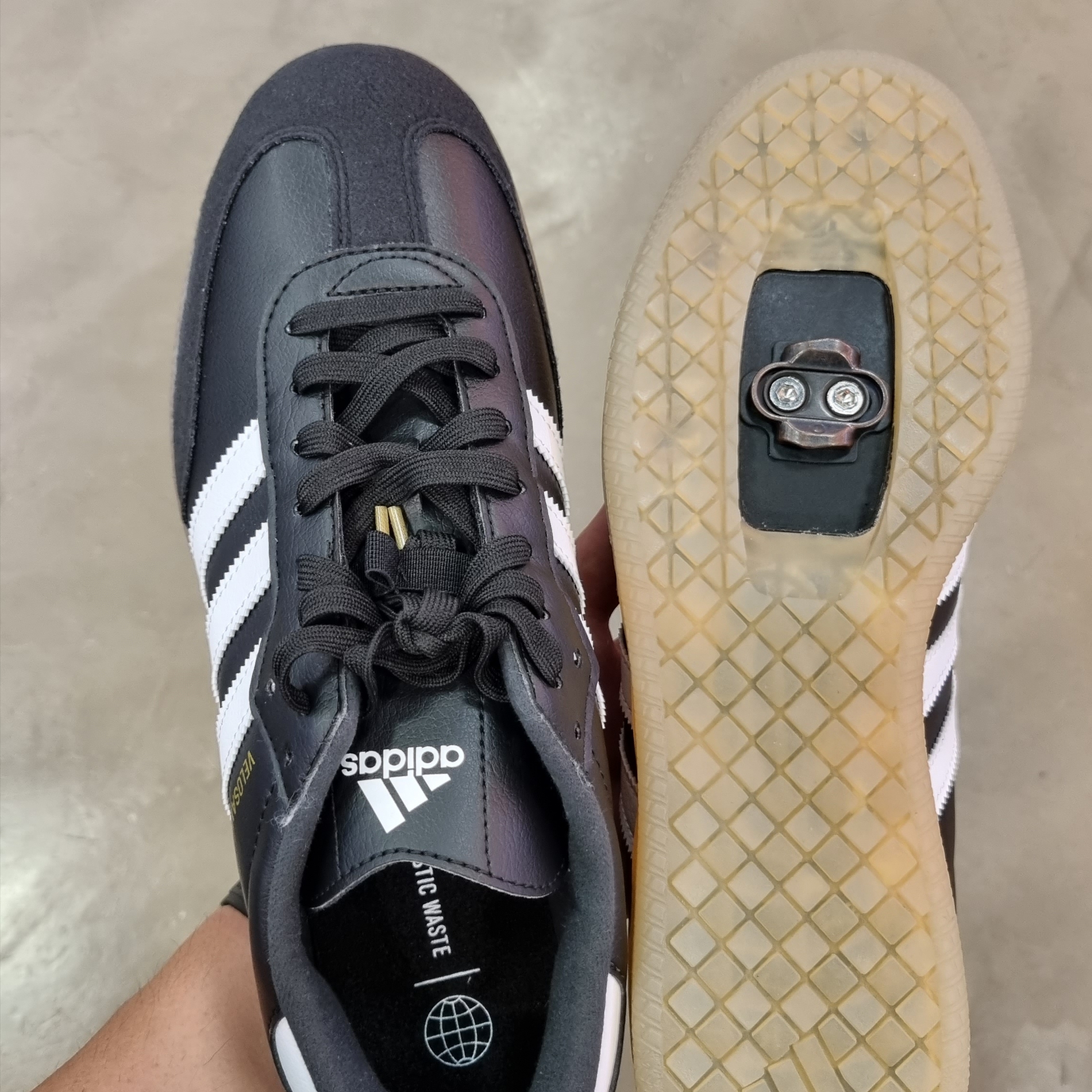 Adidas Velosamba Vegan Cycling Core Black 착용 스타일 - 3