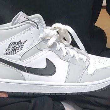(W) Jordan 1 Mid Grey Fog 착용 스타일