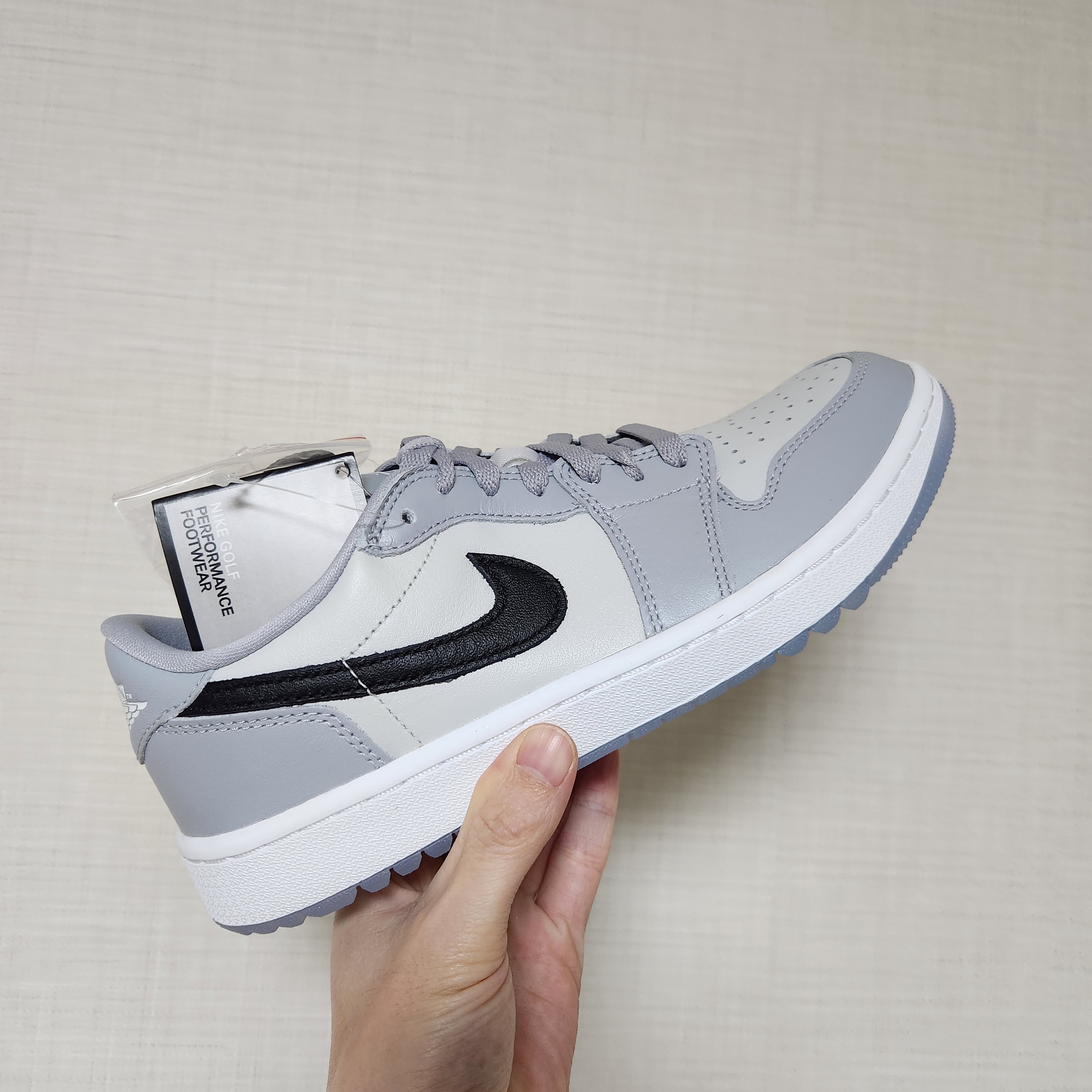 Jordan 1 Low Golf Wolf Grey 착용 스타일