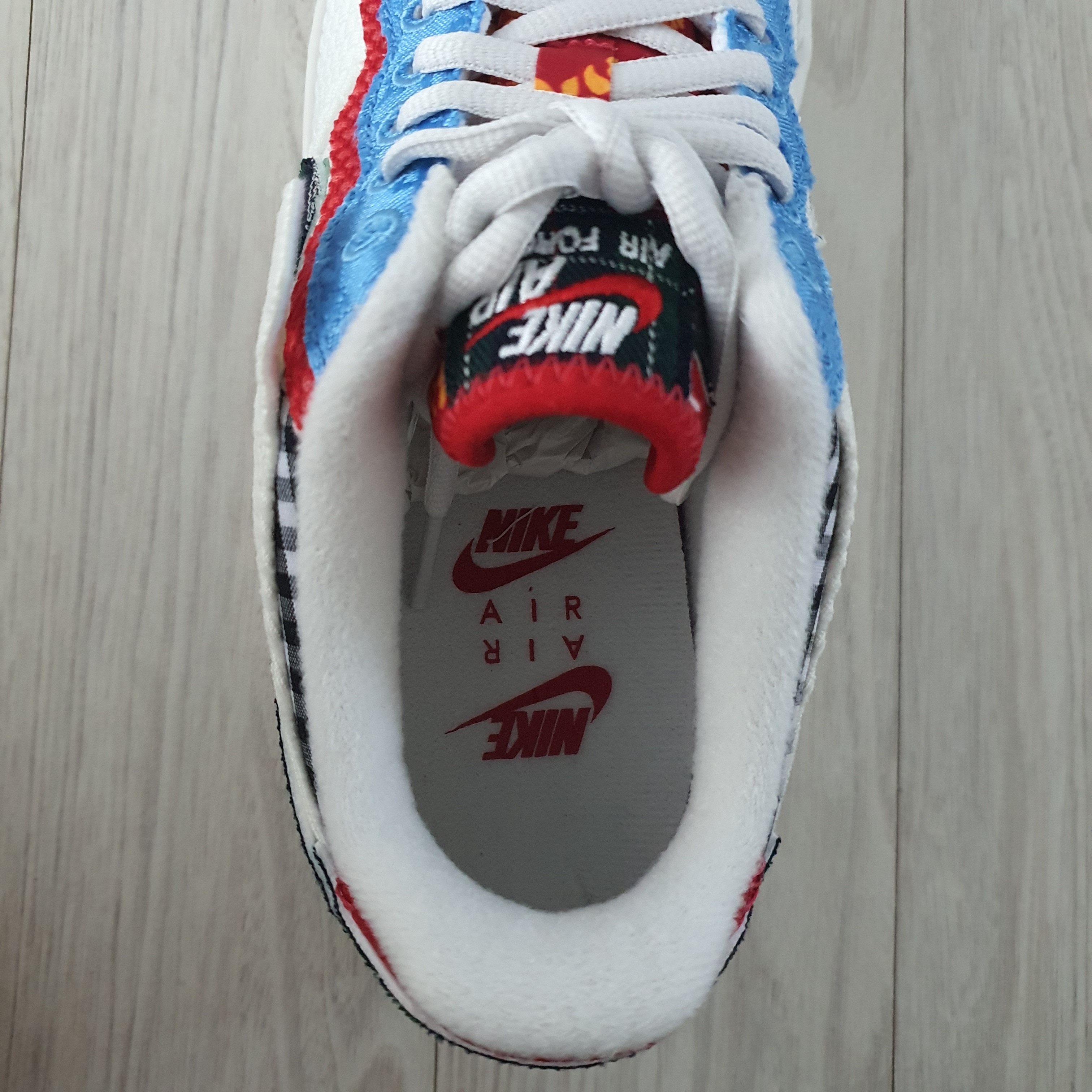 (W) Nike Air Force 1 Shadow Sail Classic Green 착용 스타일 - 3