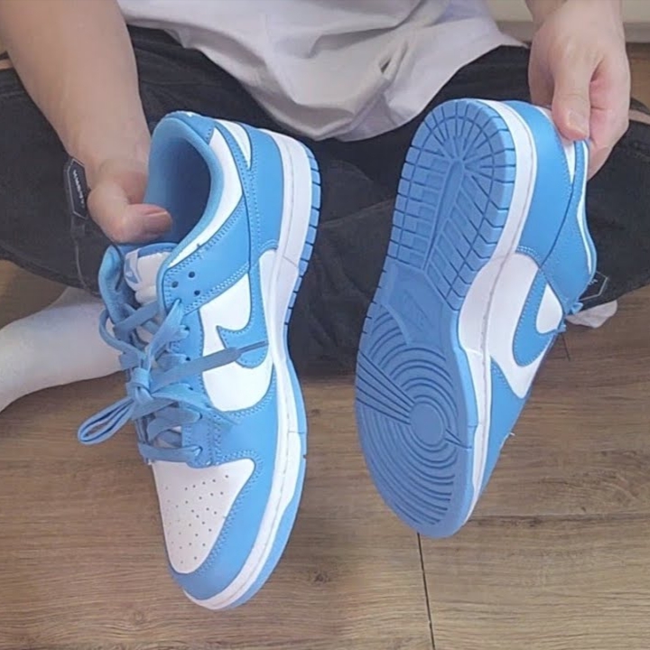 Nike Dunk Low Retro University Blue 착용 스타일