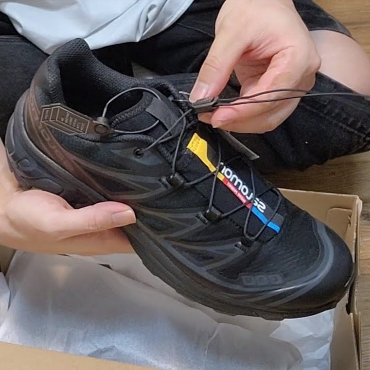 Salomon XT-6 ADV Black 착용 스타일