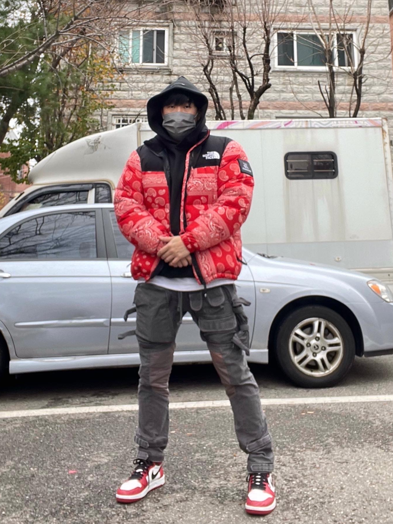 The North Face Nuptse Down Jacket Red, Jordan 1.5 Retro Chicago 2015 착용 스타일 - 3