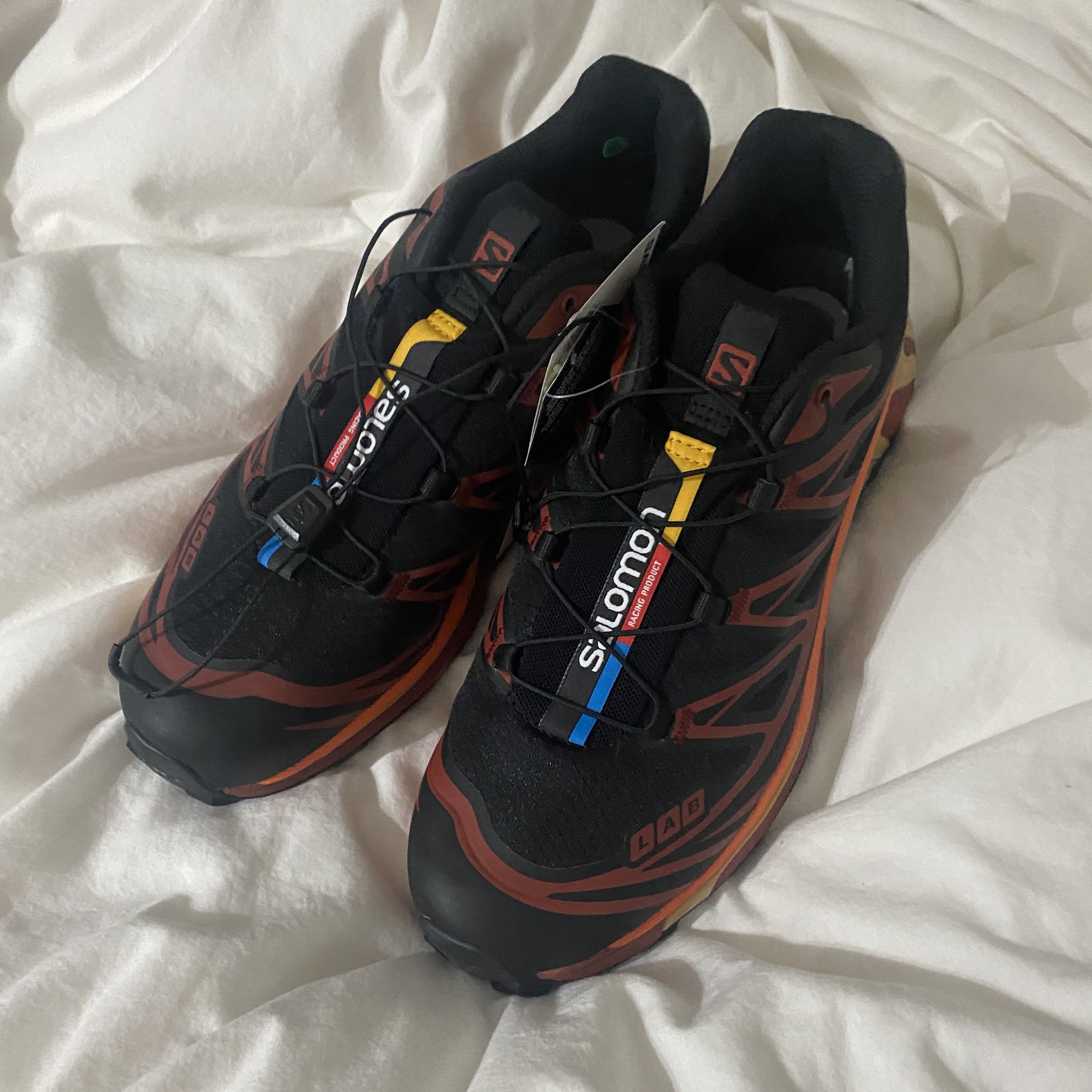 Salomon XT-6 ADV Black Chocolate Plum 착용 스타일