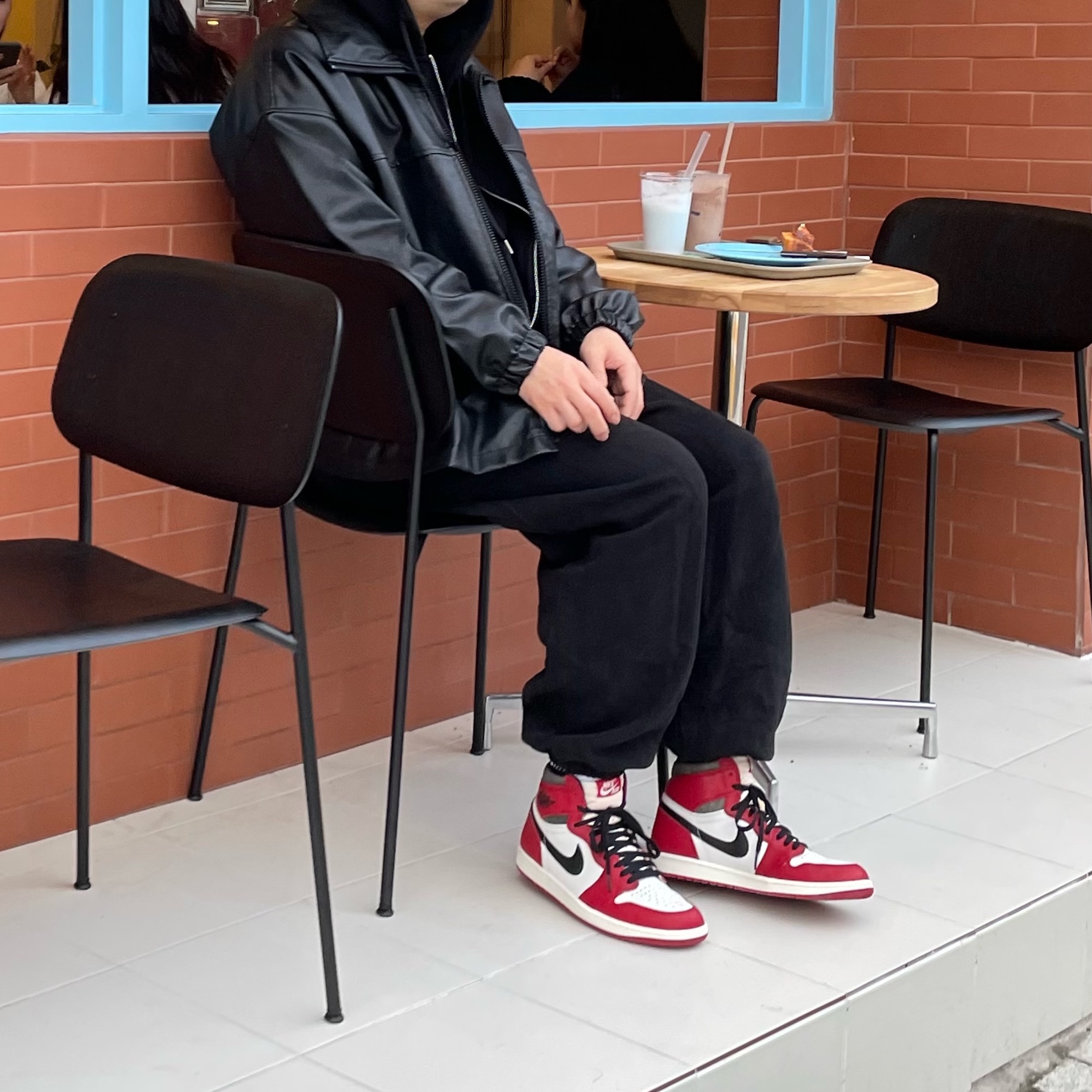 Jordan 1 Retro High OG Chicago 2022 착용 스타일 - 1