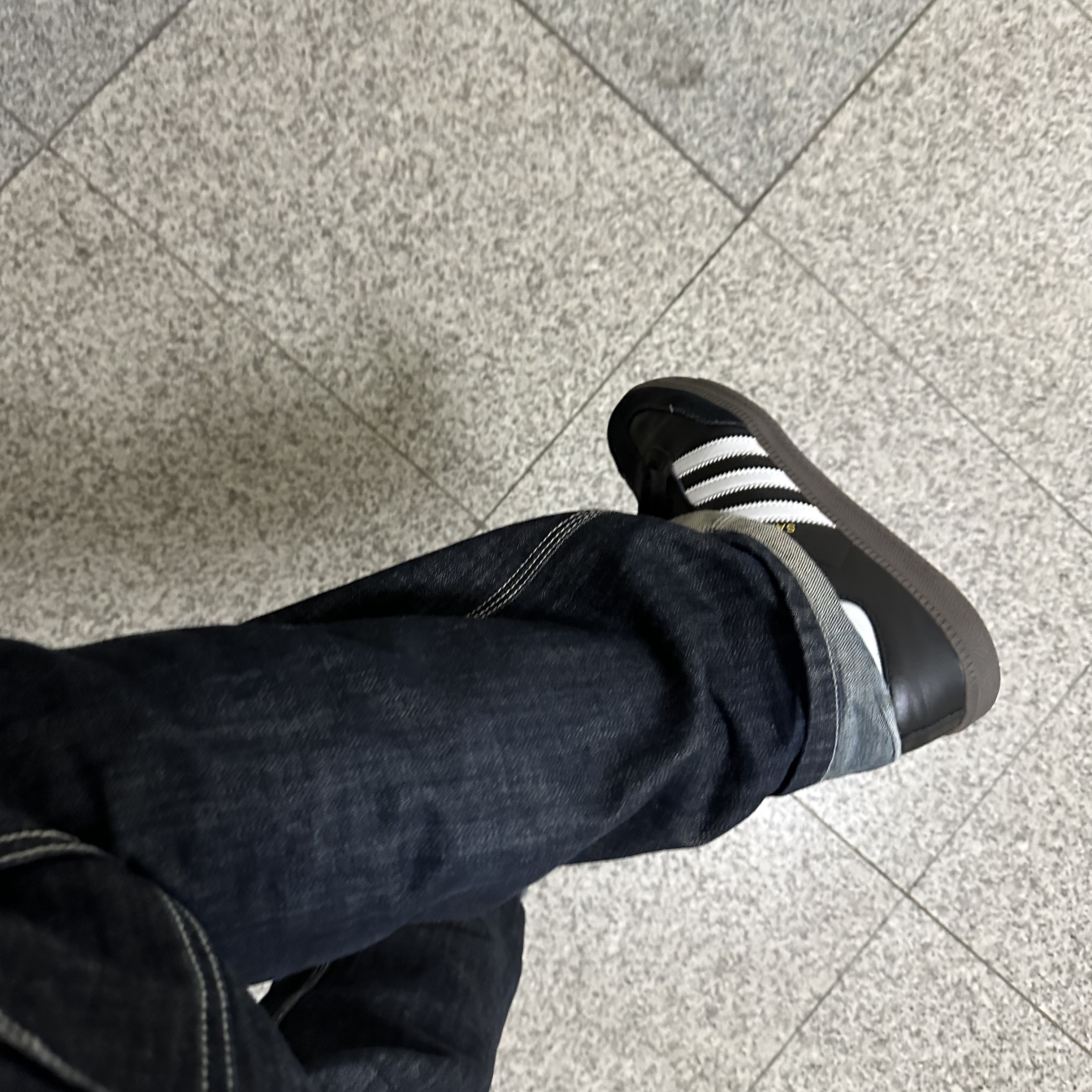 Adidas Samba ADV Black 착용 스타일