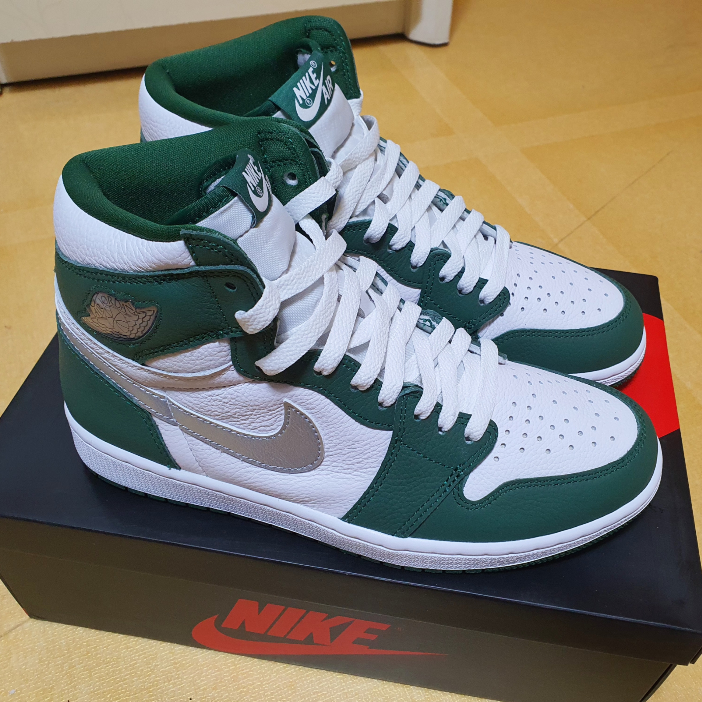 Jordan 1 Retro High OG Gorge Green 착용 스타일 - 4
