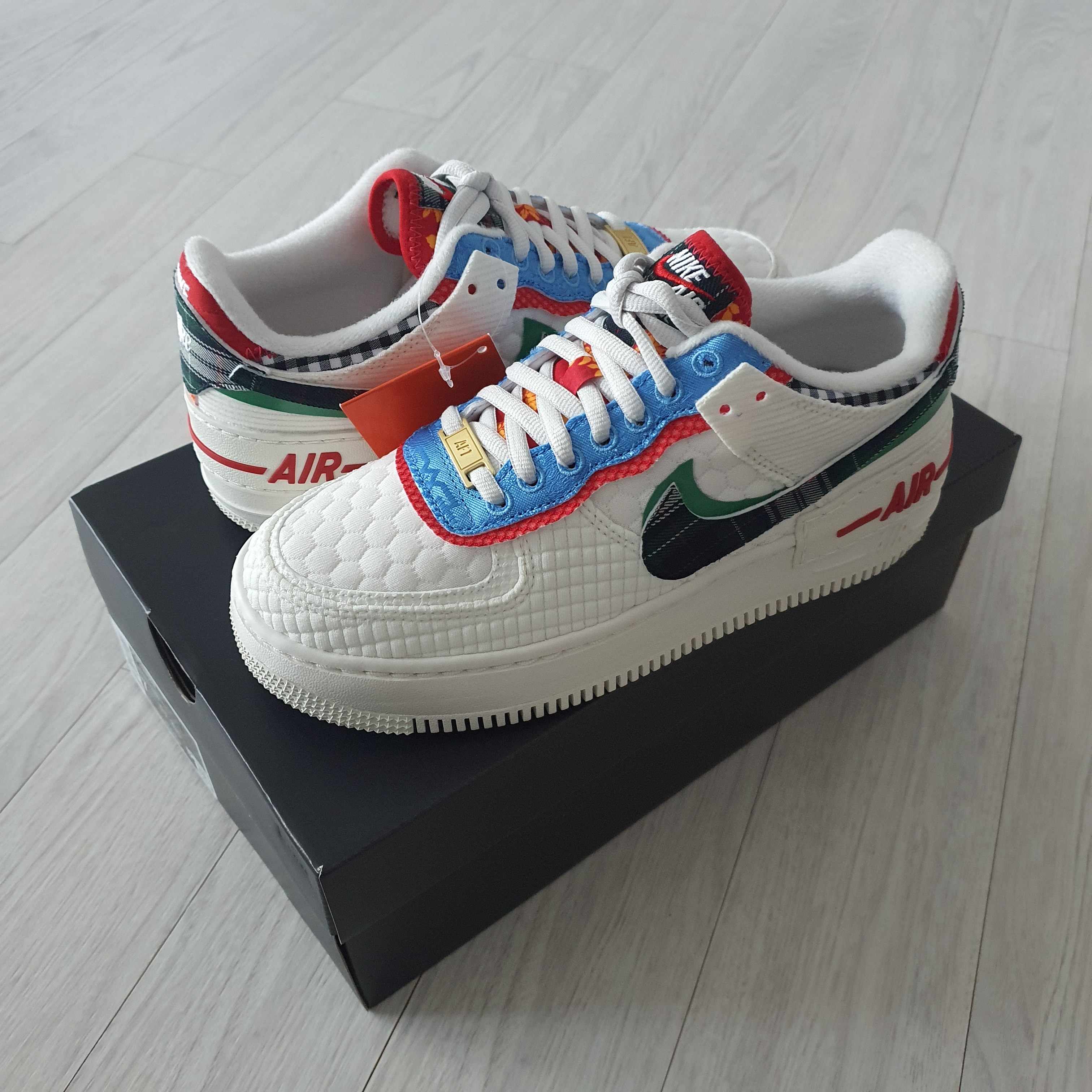 (W) Nike Air Force 1 Shadow Sail Classic Green 착용 스타일 - 2