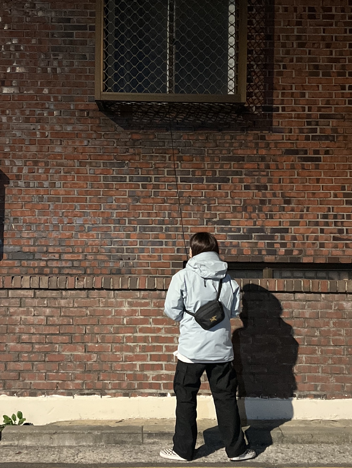 Arc'teryx Beta LT Jacket Lucent, Arc'teryx Mantis 1 Waistpack Black 착용 스타일 - 3