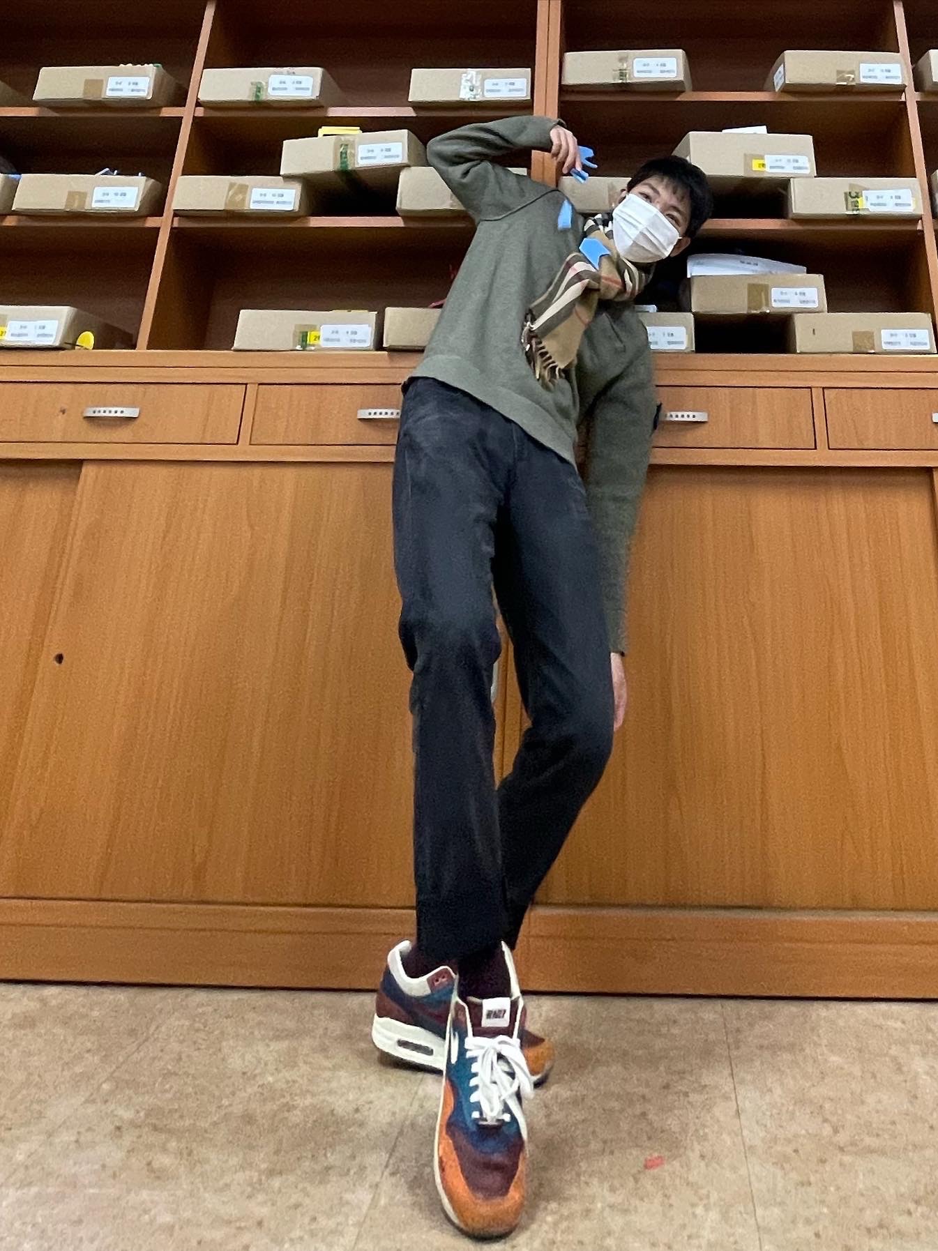 Nike x Kasina Air Max 1 SP Won-Ang Orange, Supreme Hanes Crew Socks White (4 Pack) 착용 스타일 - 1
