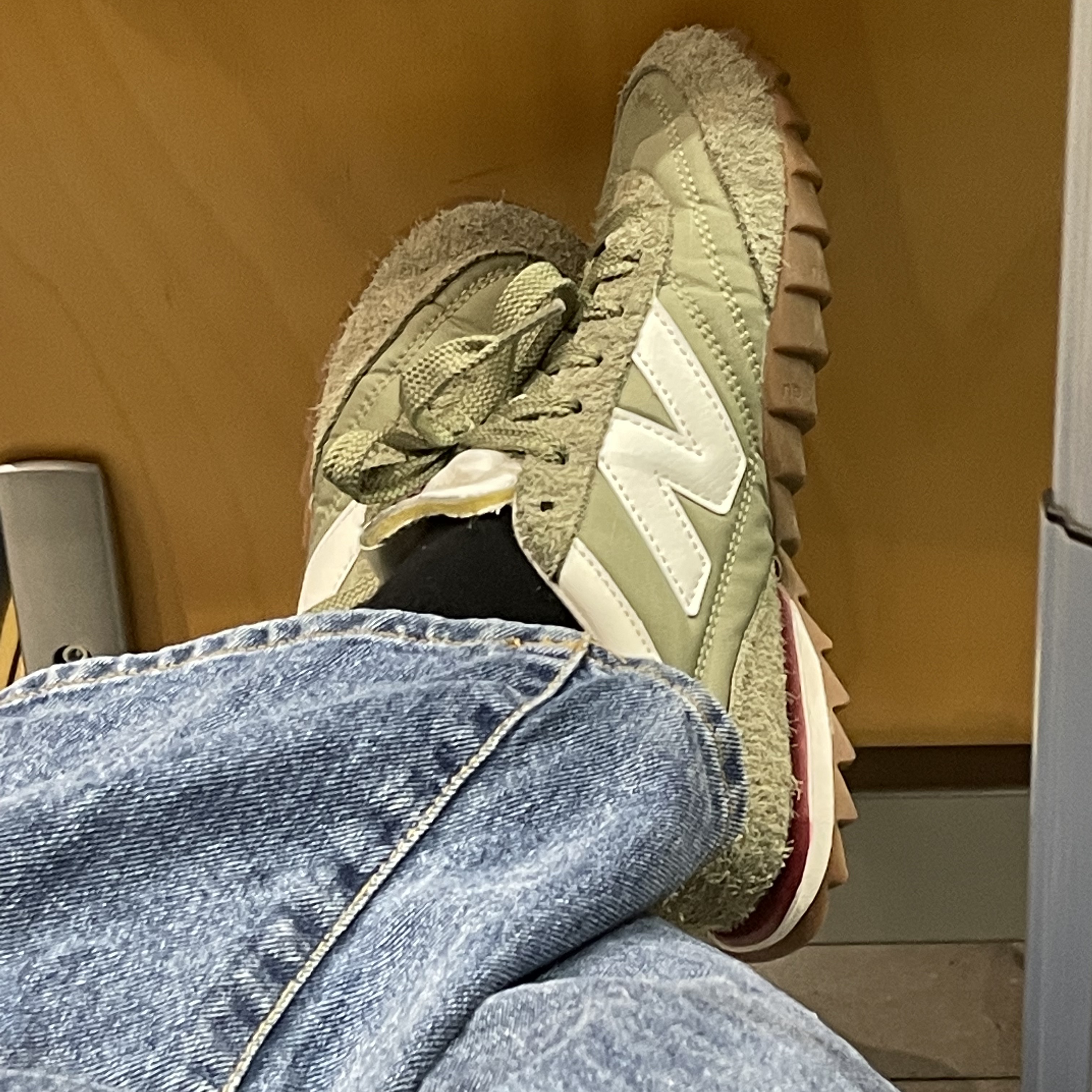 New Balance RC30 True Camo White 착용 스타일