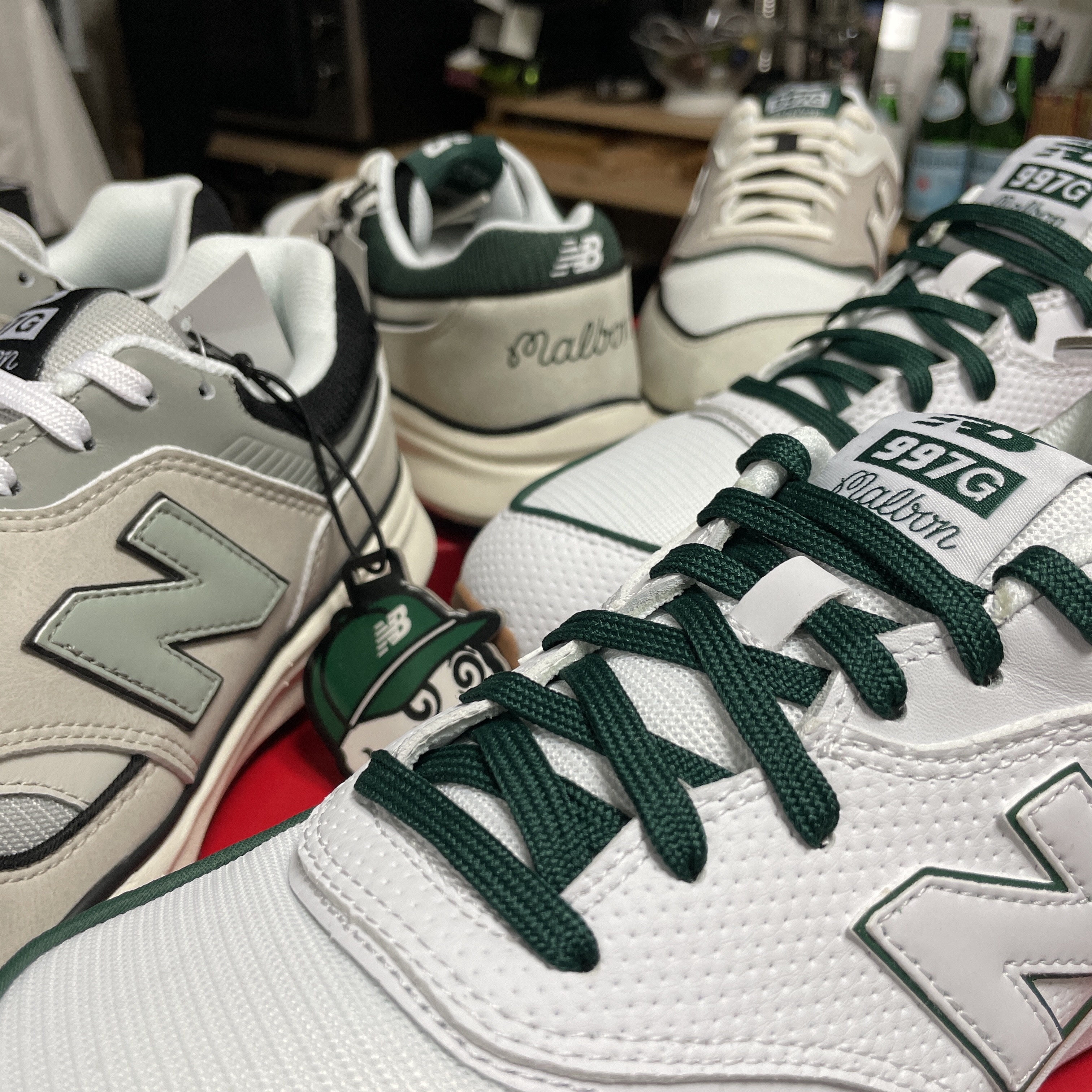New Balance x Malbon 997 Golf White Green, New Balance x Malbon 997 Golf Grey Green 착용 스타일 - 3