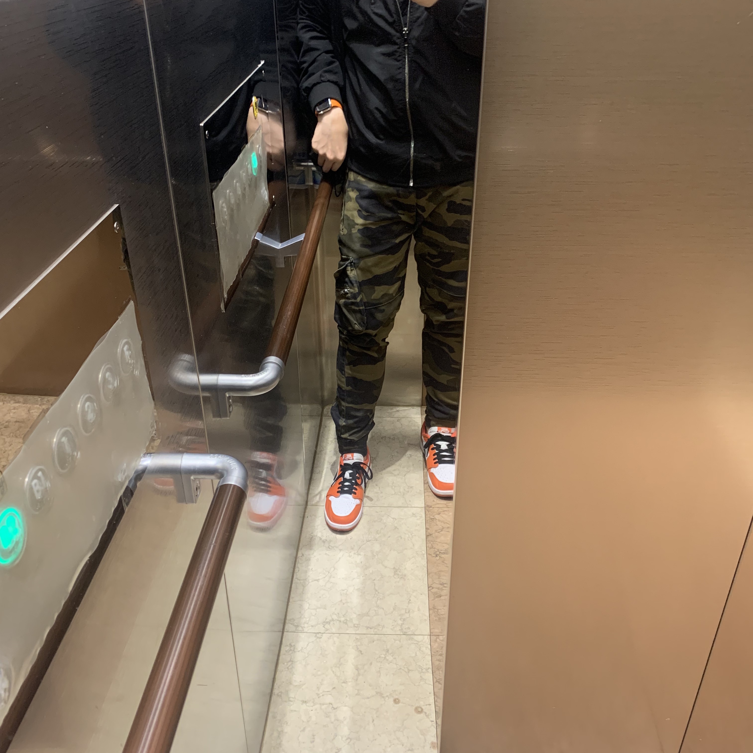 Jordan 1 Low OG Starfish 착용 스타일