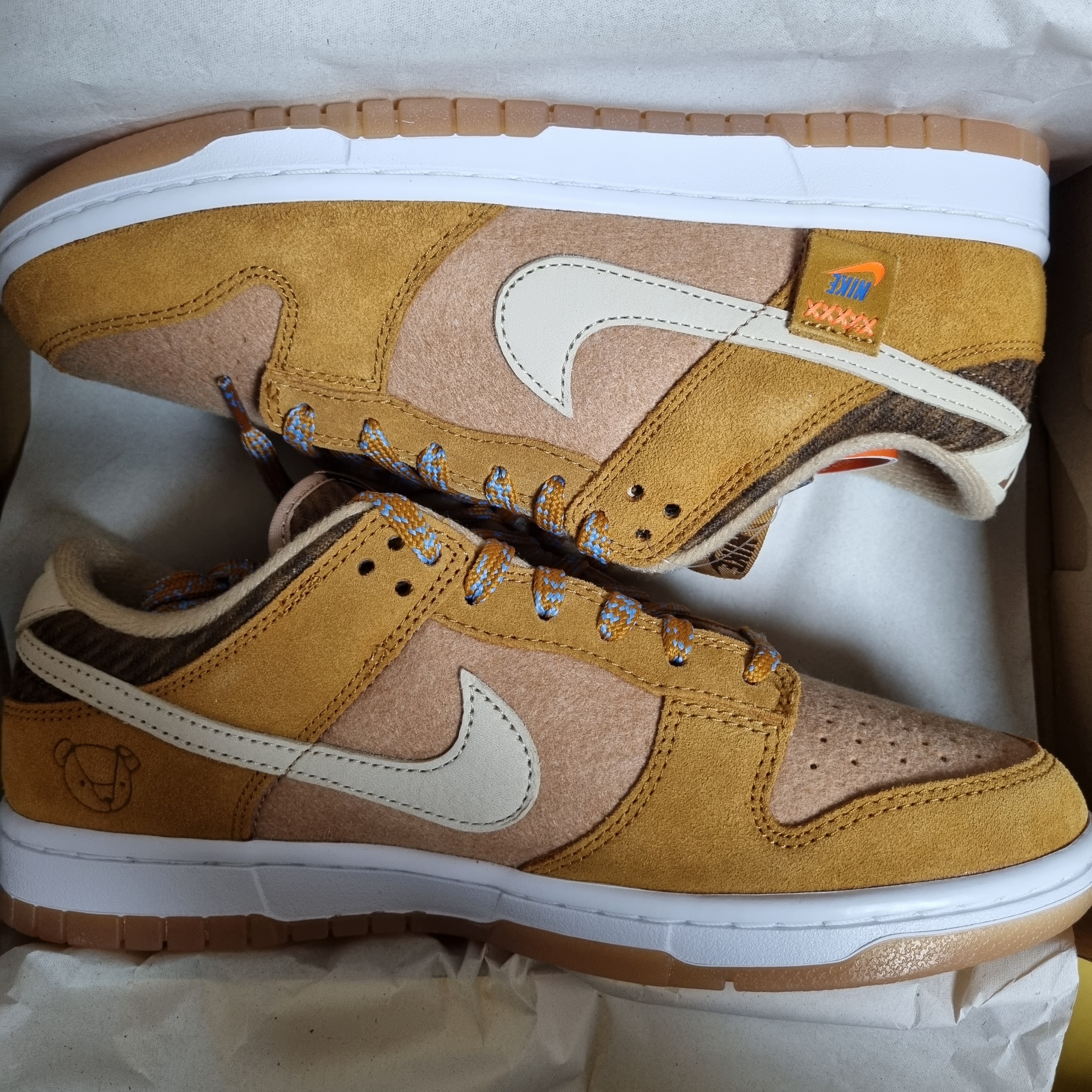 Nike Dunk Low SE Praline Desert Ochre 착용 스타일 - 1