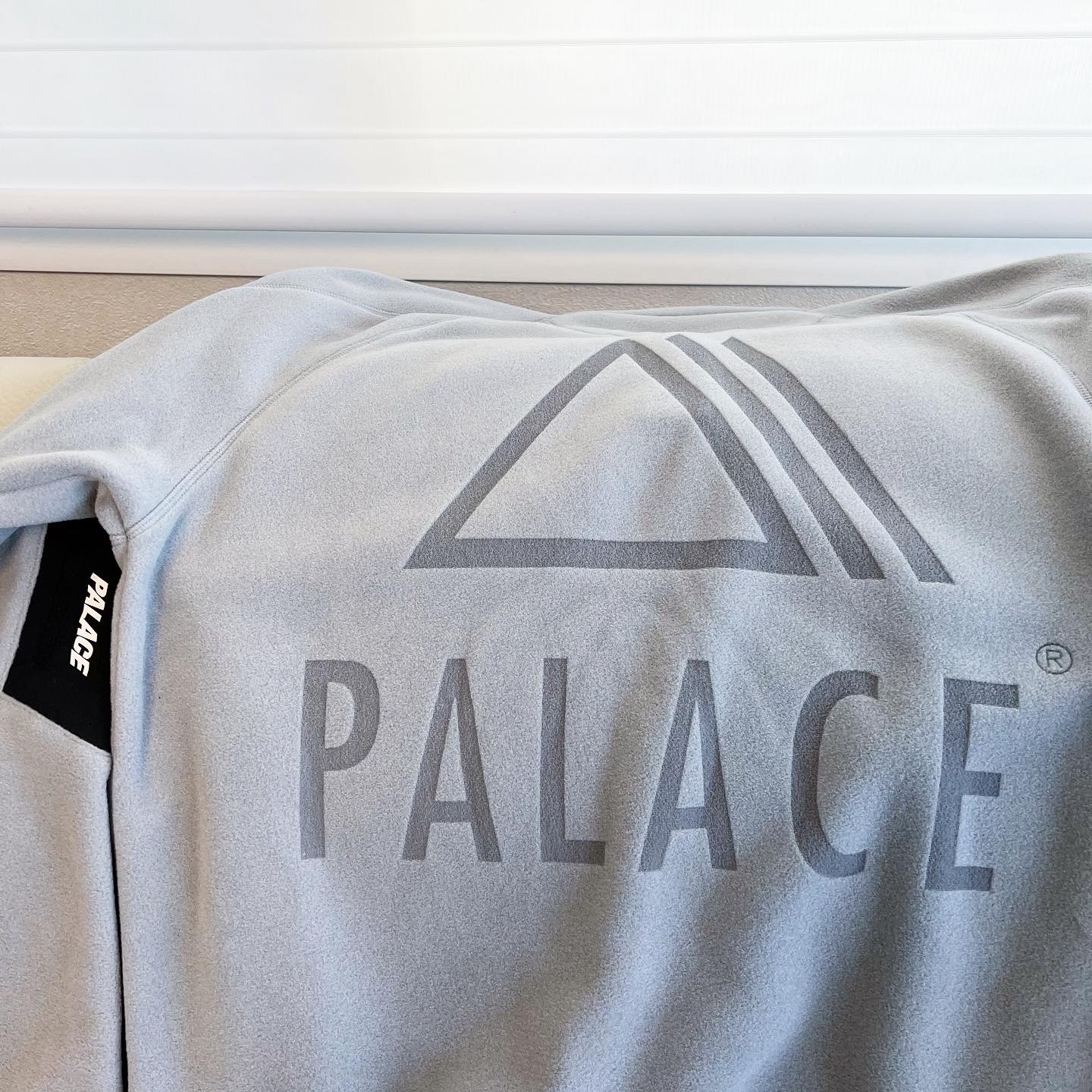 Palace Polartec 1/4 Zip Grey - 21SS 착용 스타일 - 2