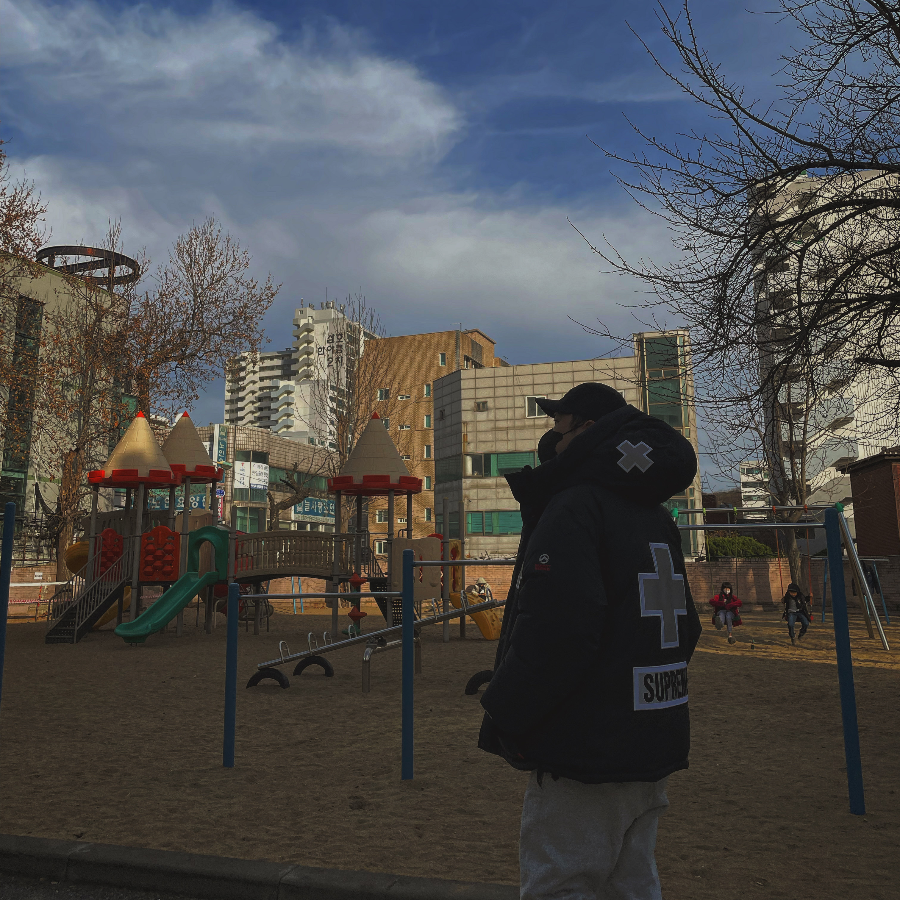 Supreme x The North Face Summit Series Rescue Baltoro Jacket Black - 22SS, Supreme Waxed Cotton Camp Cap Black - 21FW 착용 스타일