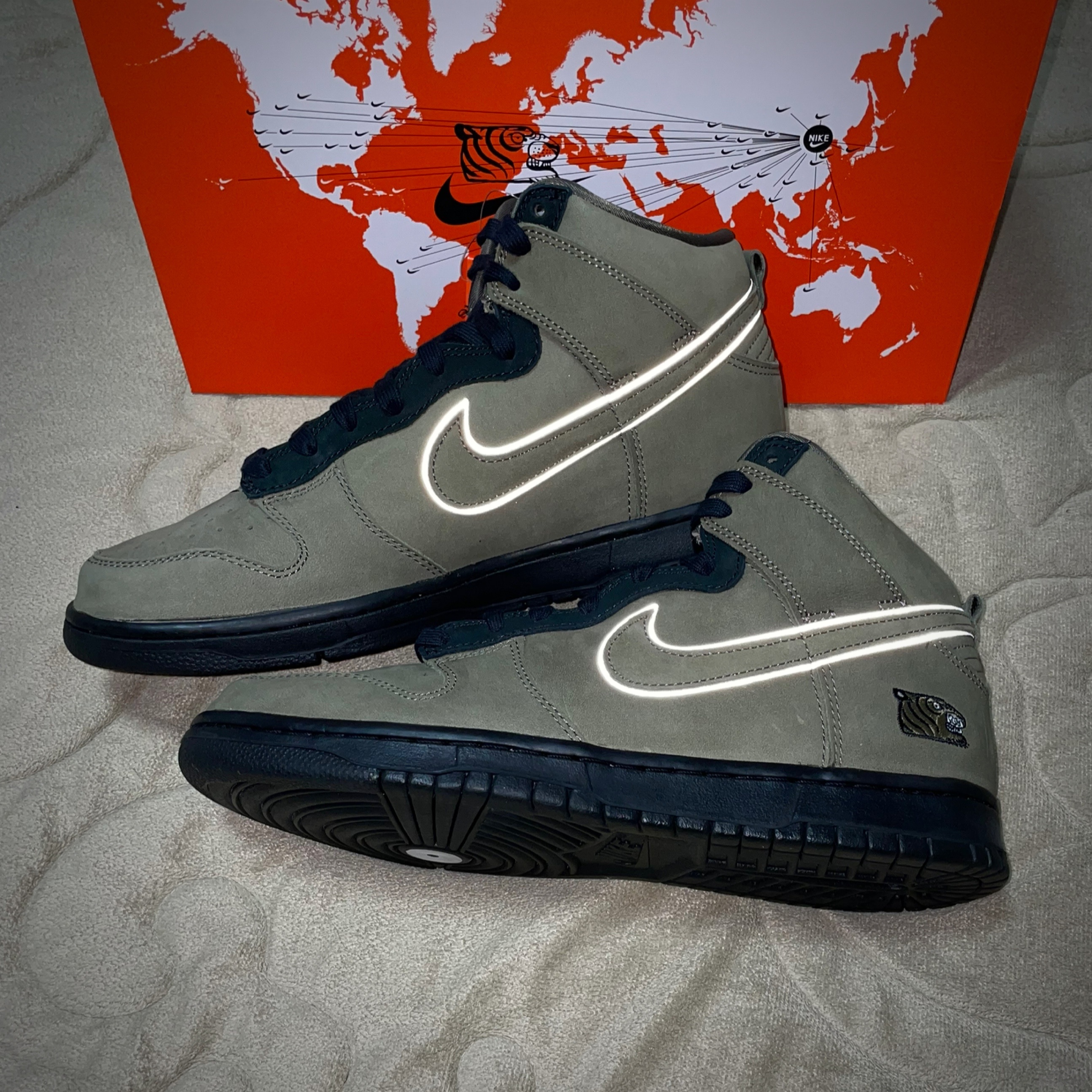 Nike x Soulgoods SB Dunk High '90s Medium Olive 착용 스타일 - 1