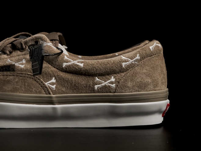 Vans Vault x WTAPS OG Era LX Bones Coyote 착용 스타일