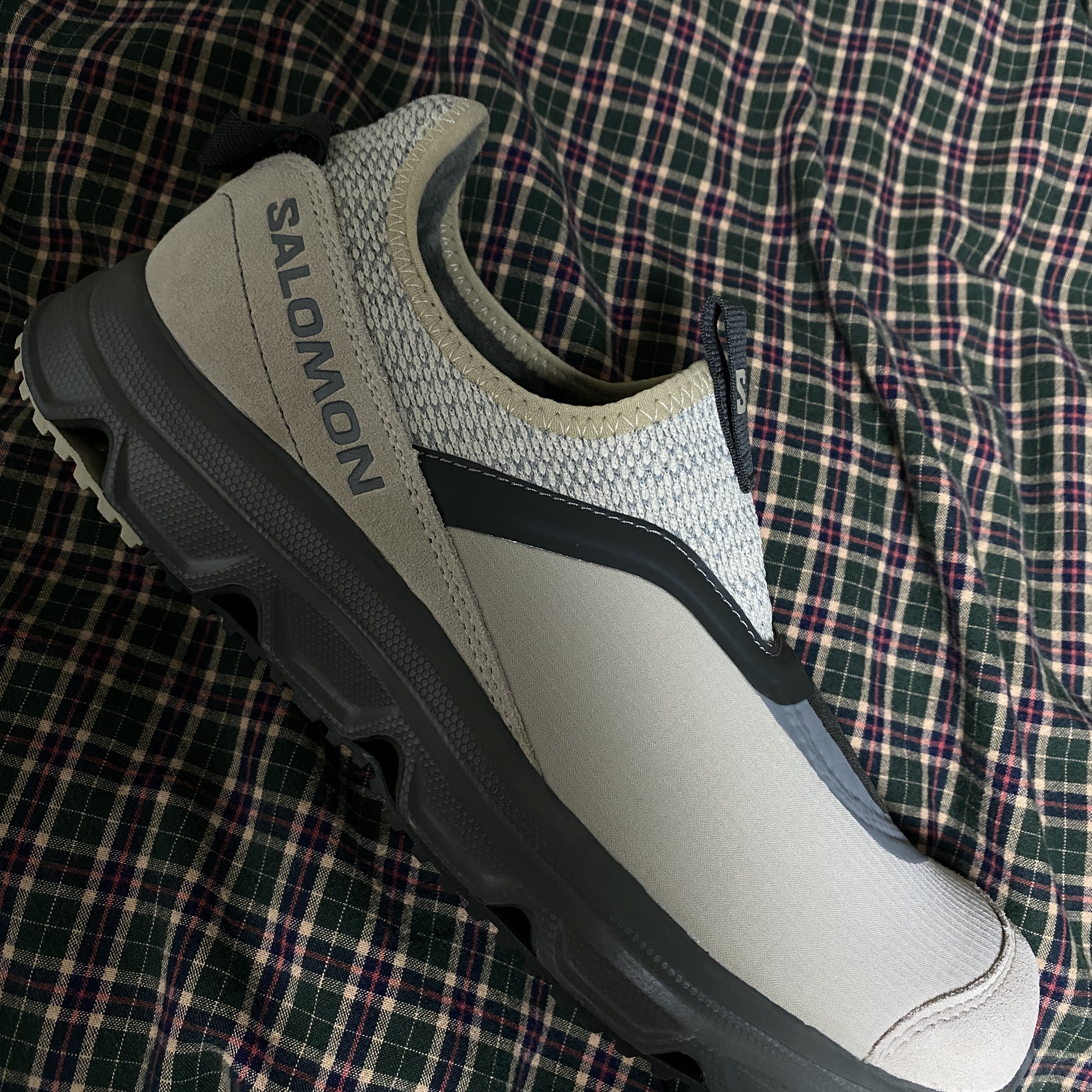 Salomon RX Snug Moss Gray 착용 스타일 - 1