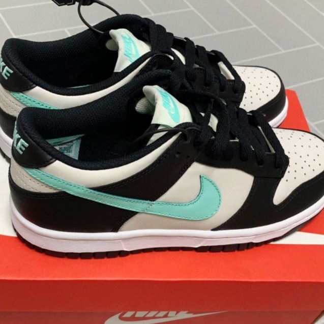 (GS) Nike Dunk Low Light Bone Tropical Twist 착용 스타일