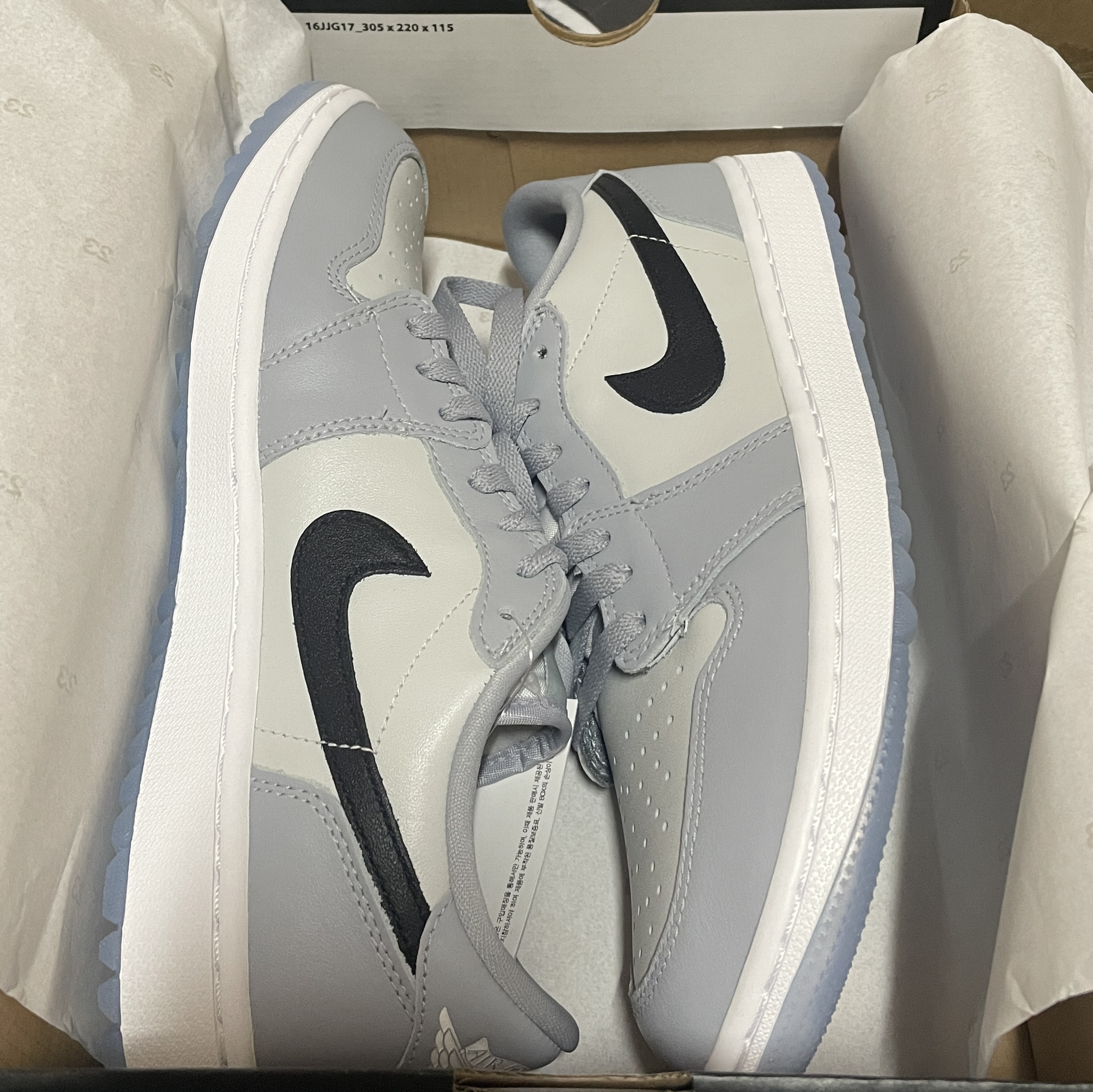 Jordan 1 Low Golf Wolf Grey 착용 스타일