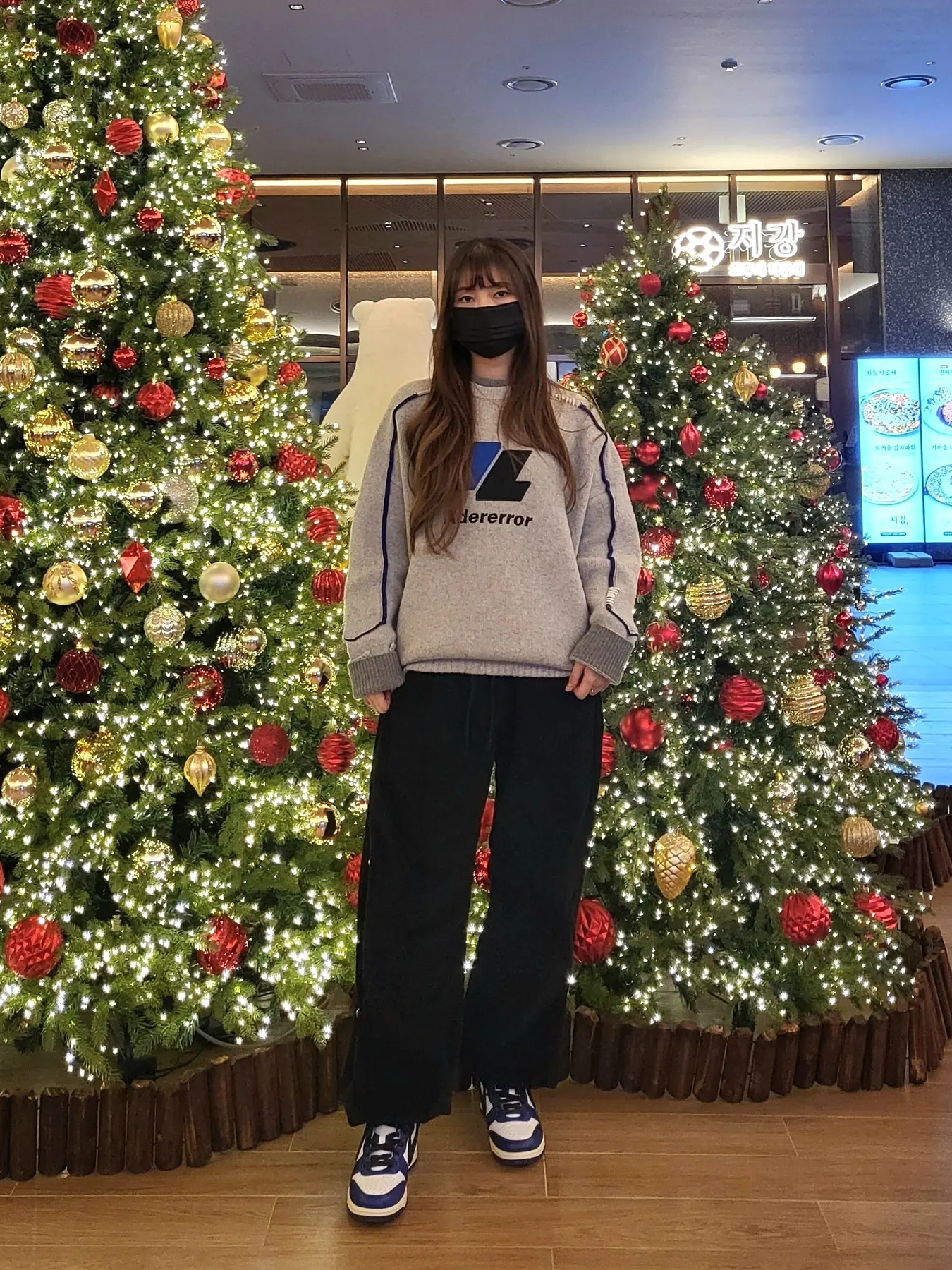 Zara x Ader Error Oversize Sweater Grey, Nike x Ambush Dunk High Deep Royal Blue 착용 스타일 - 1