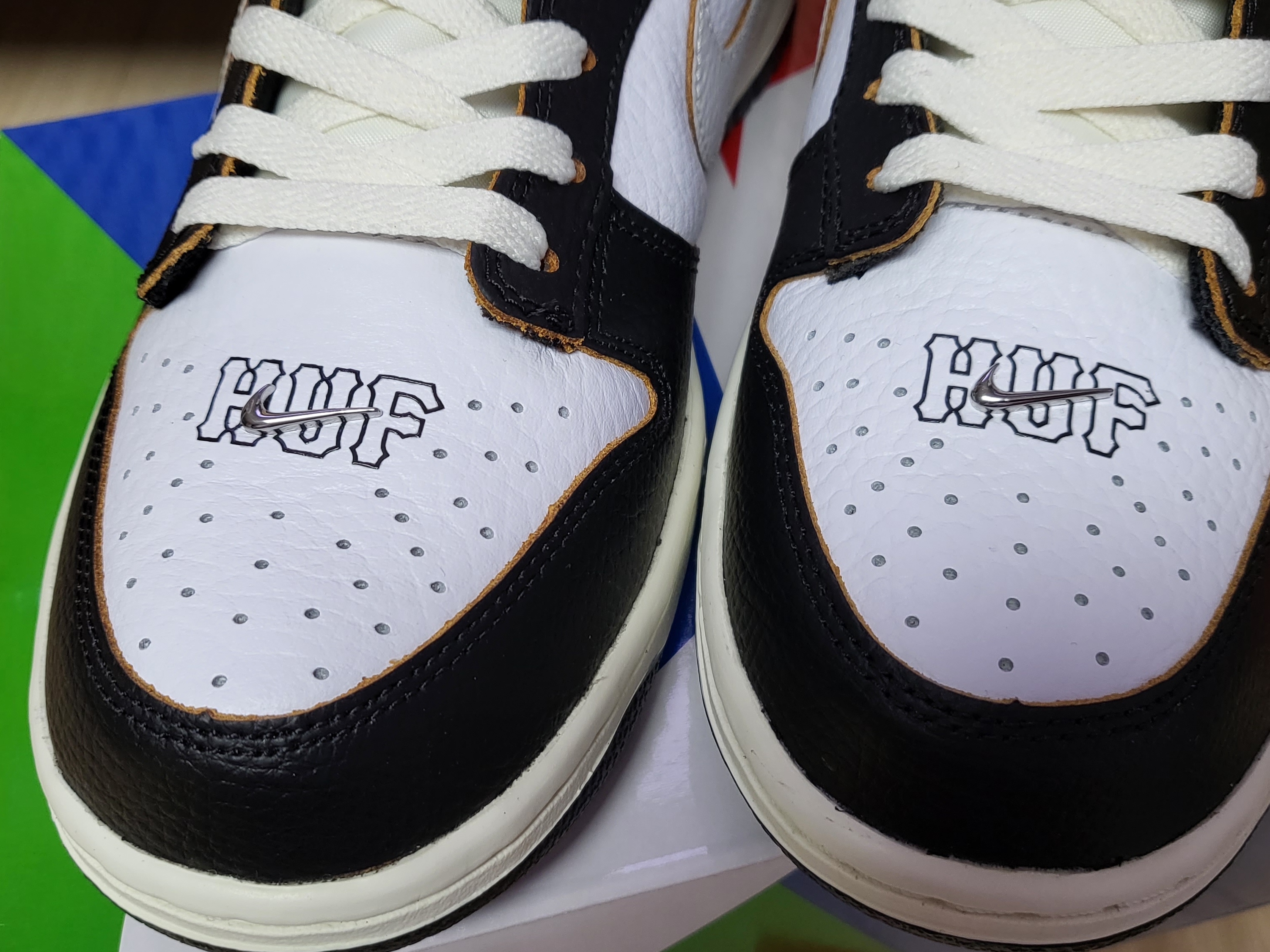 Nike x HUF SB Dunk Low San Francisco 착용 스타일 - 1
