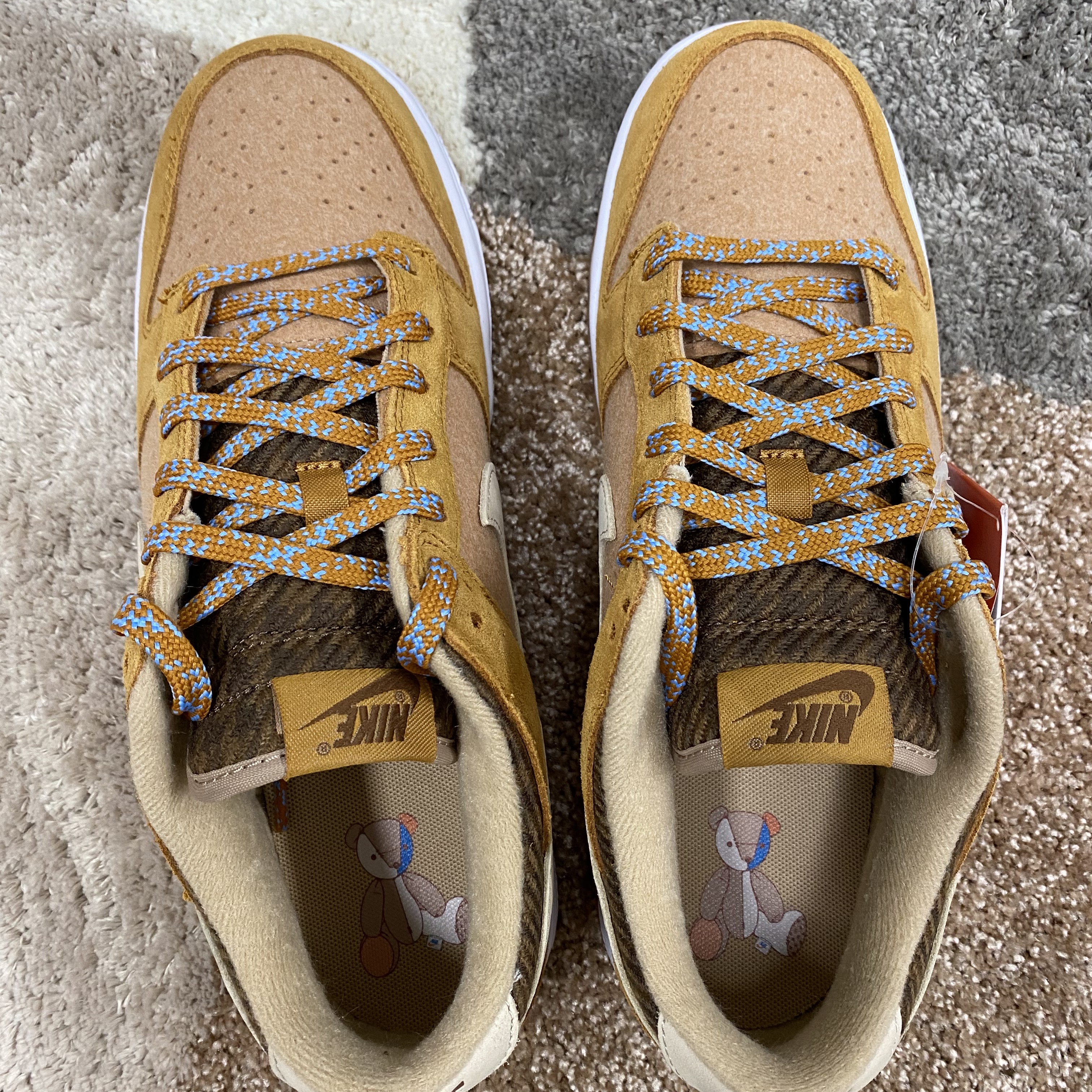 Nike Dunk Low SE Praline Desert Ochre 착용 스타일 - 1