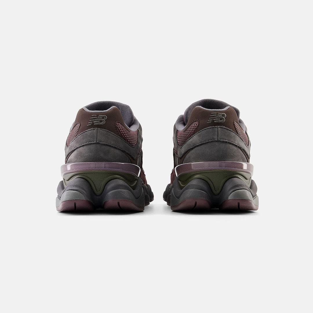 New Balance 9060 Truffle Rich Earth 착용 스타일 - 5