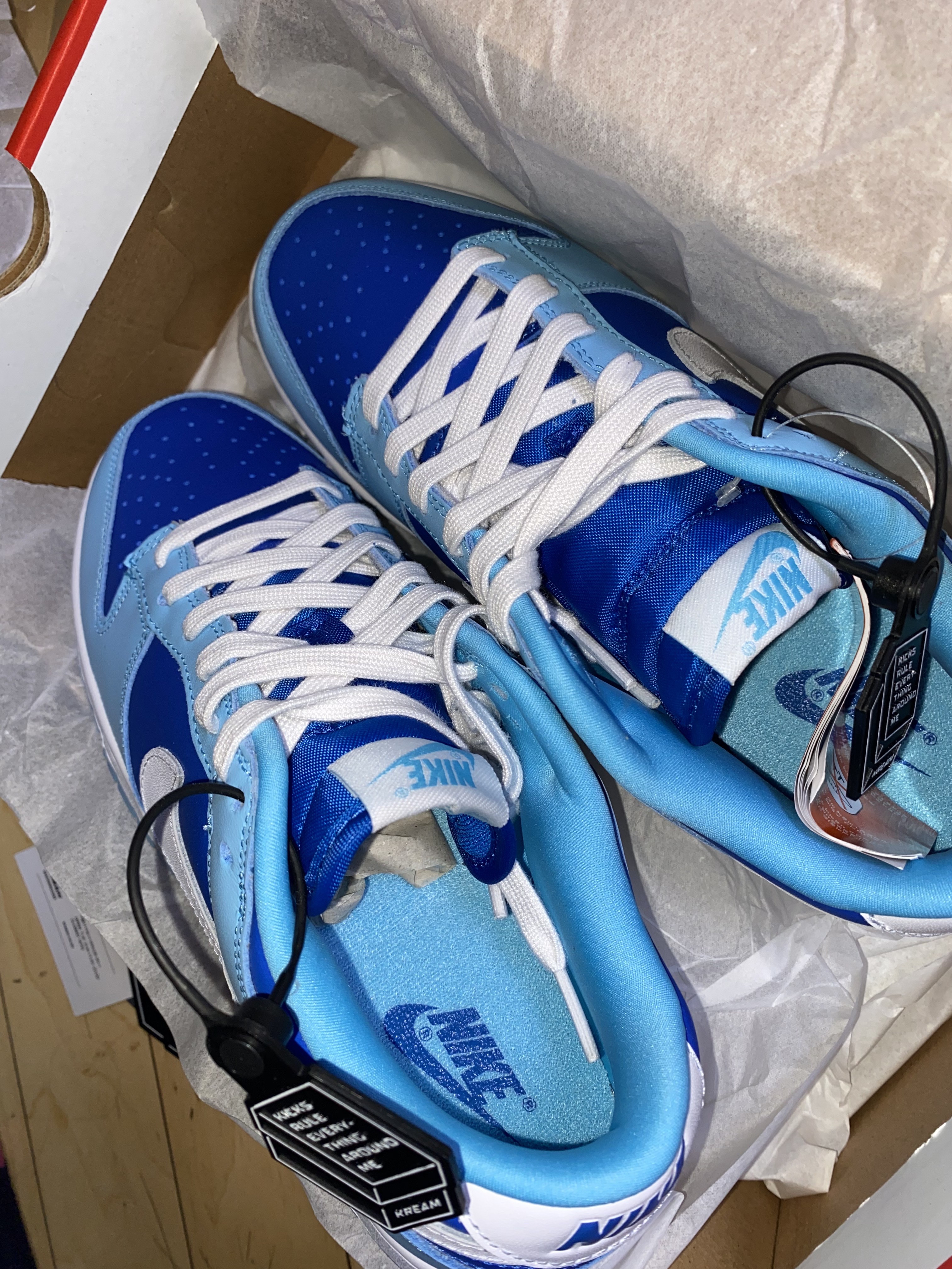Nike Dunk Low Retro QS Argon 착용 스타일 - 1