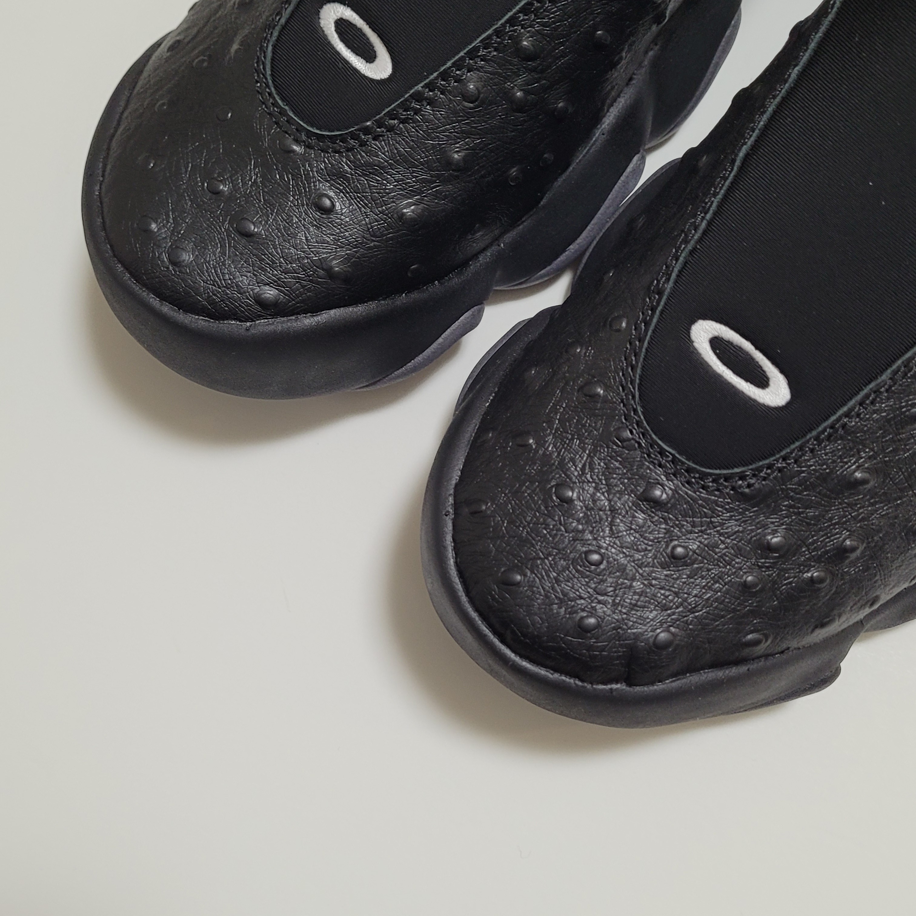 Oakley Factory Team x Brain Dead Flesh Black Ostrich 착용 스타일 - 1