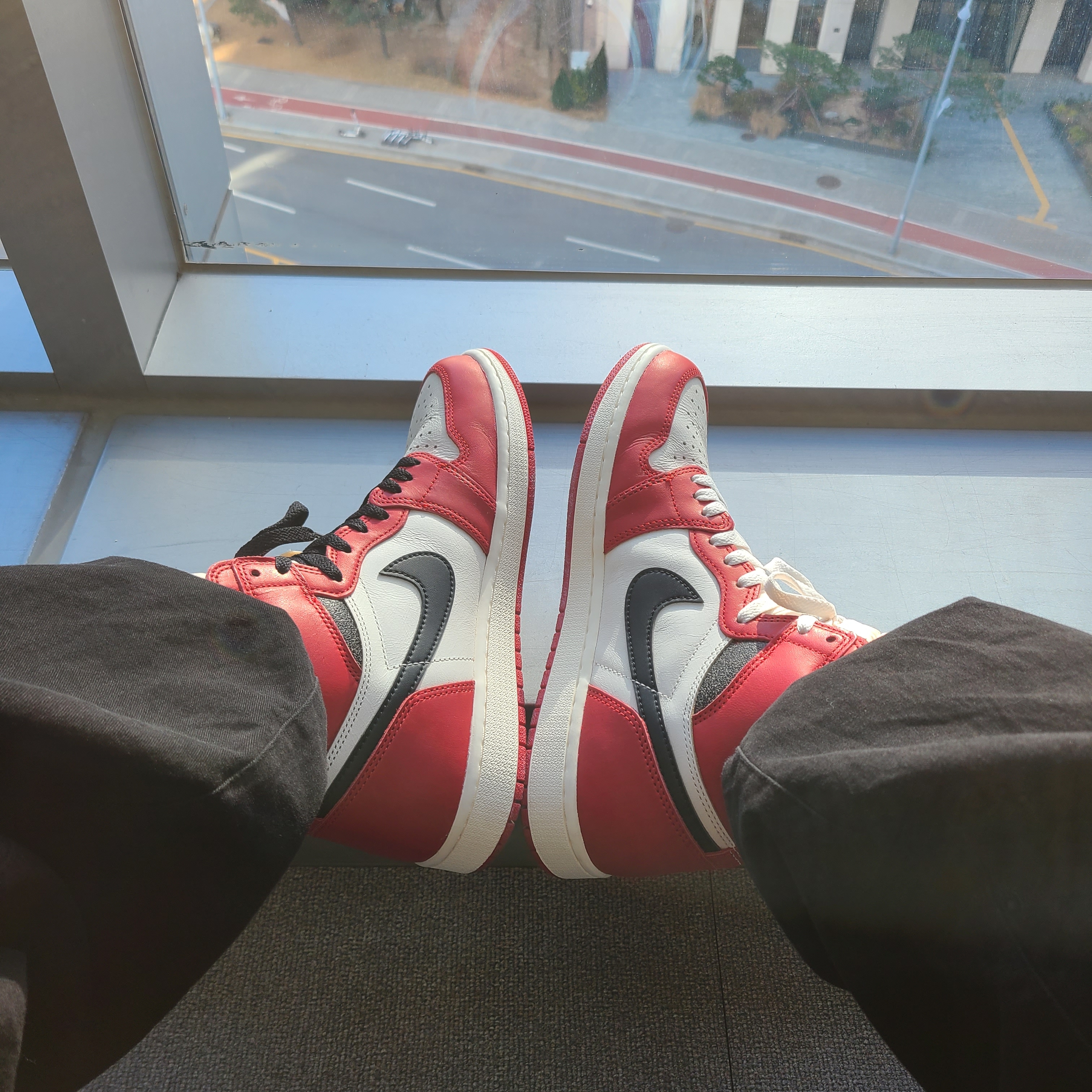Jordan 1 Retro High OG Chicago 2022 착용 스타일 - 1
