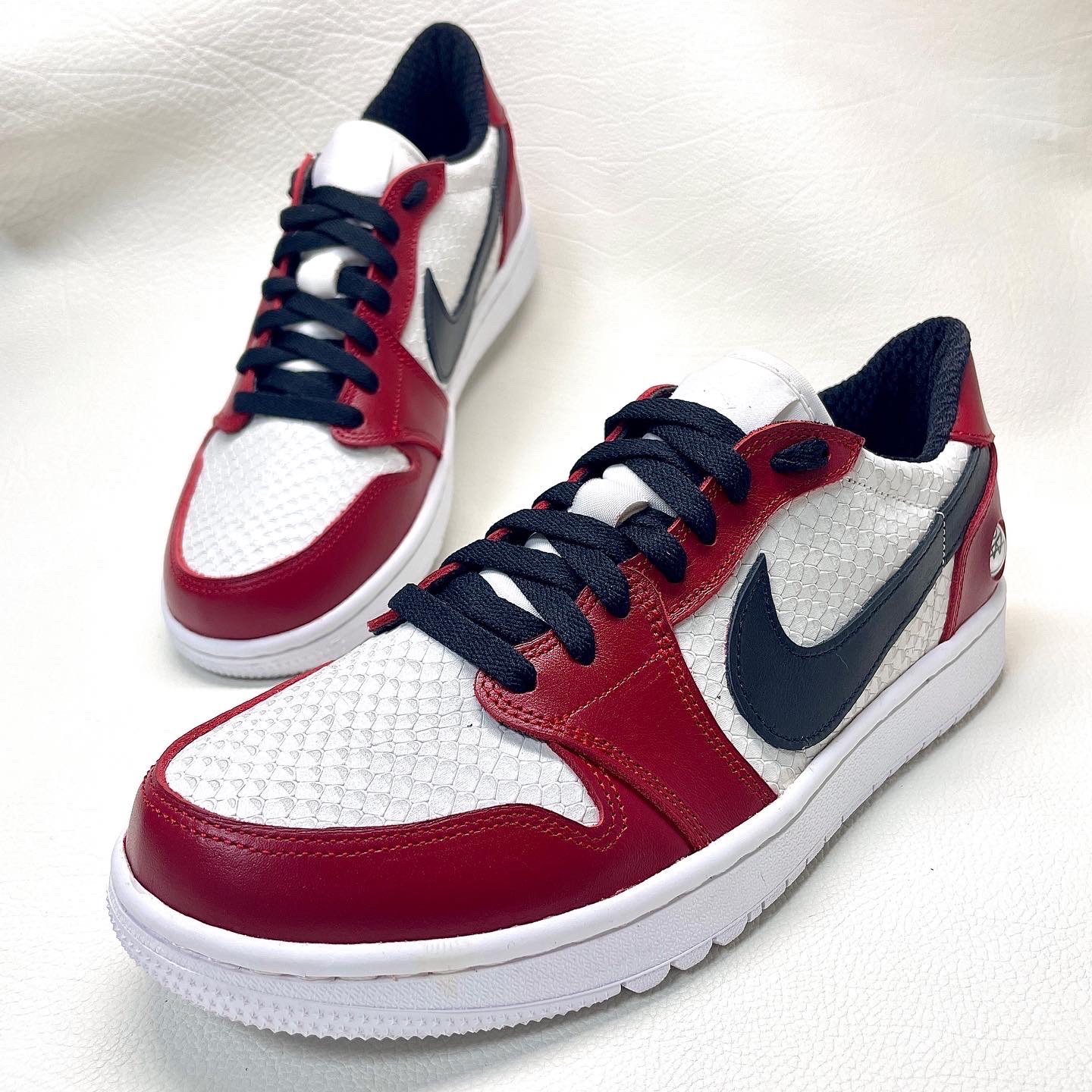 Jordan 1 Low Golf Chicago 착용 스타일 - 2